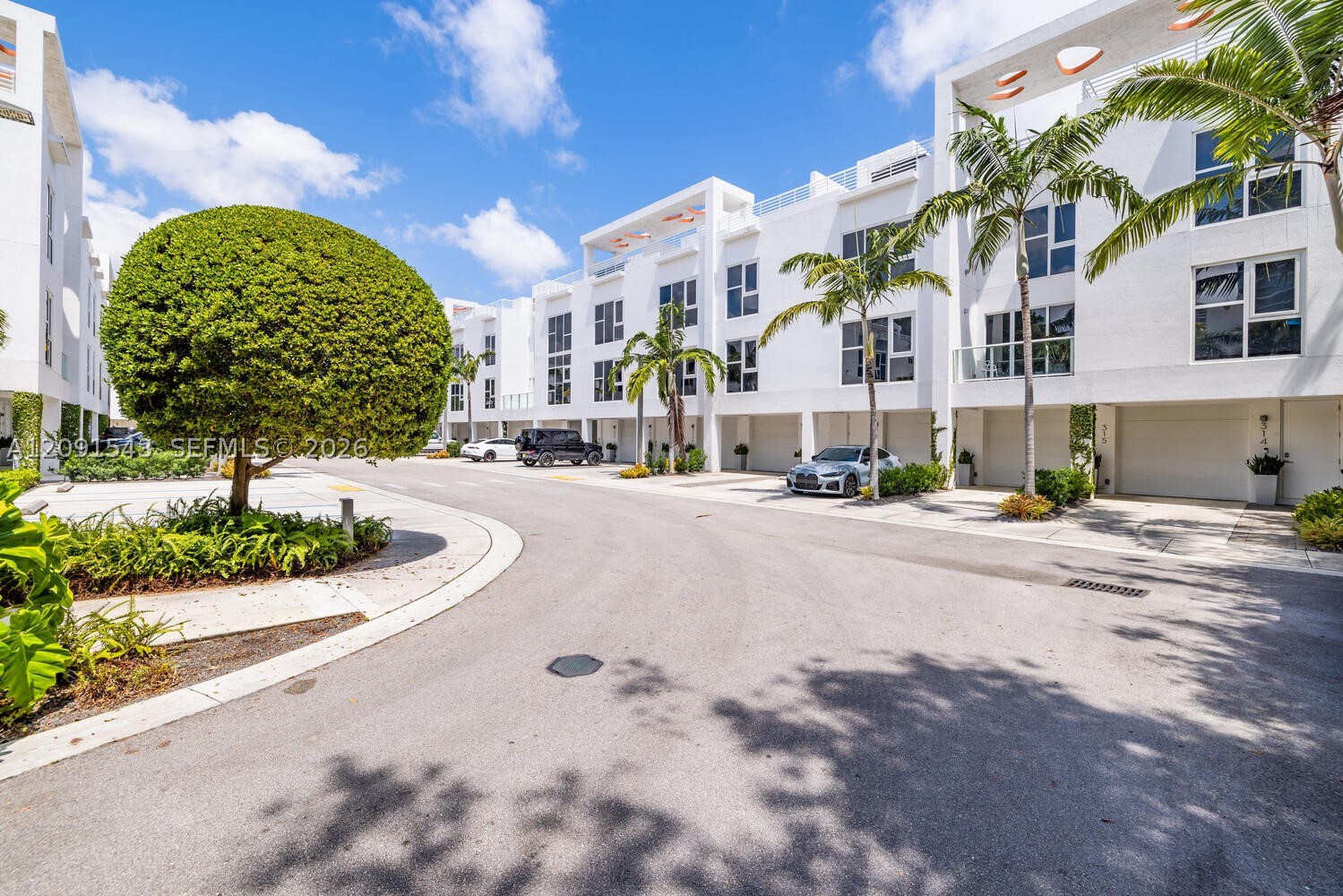 455 NE 39th St #103, Miami FL 33137