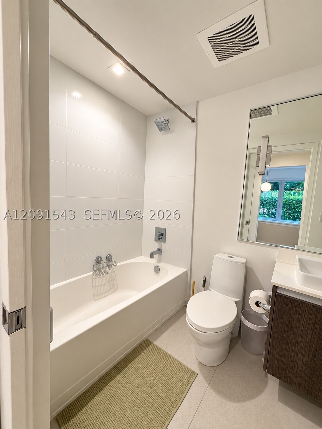 455 NE 39th St #103, Miami FL 33137