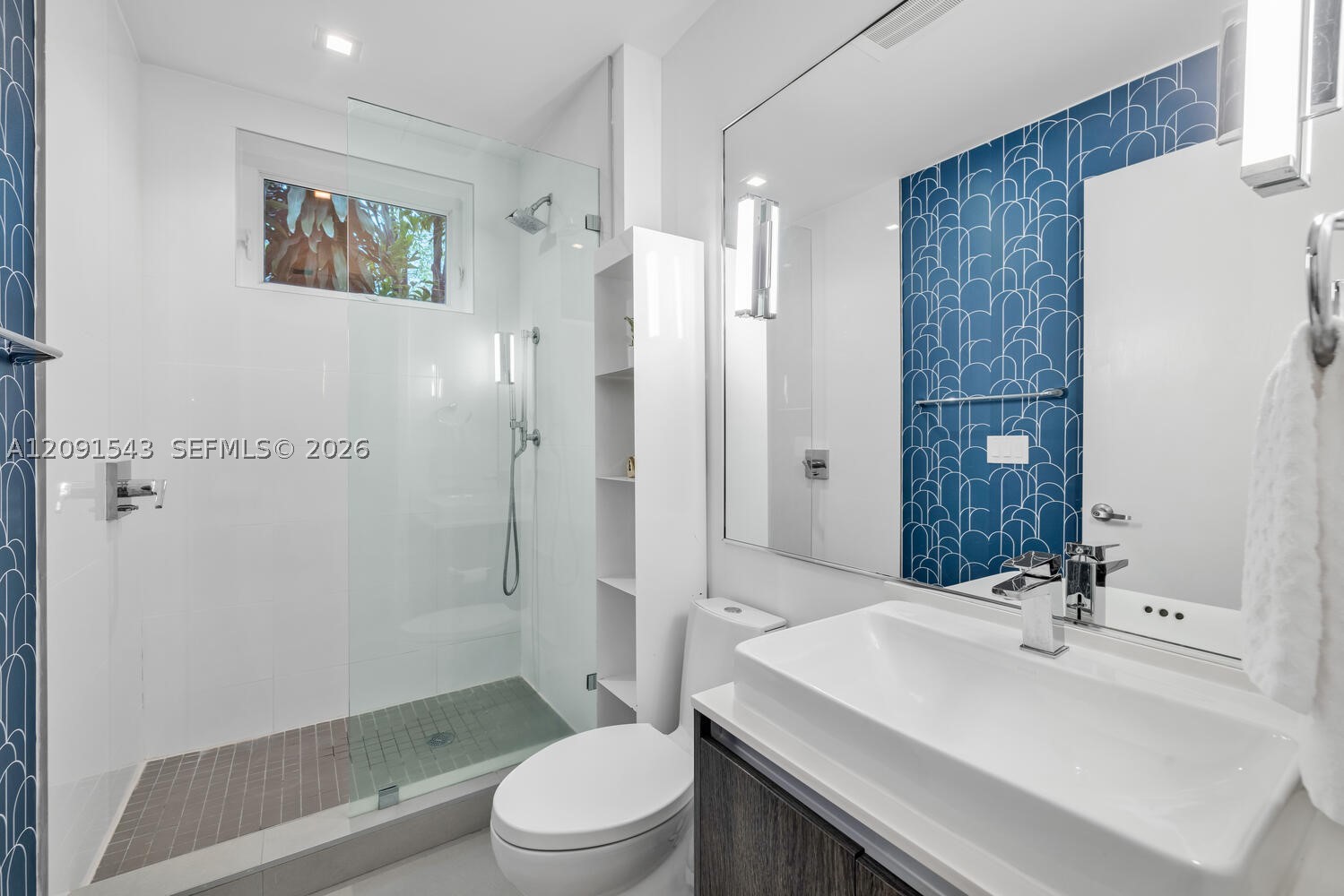 455 NE 39th St #103, Miami FL 33137