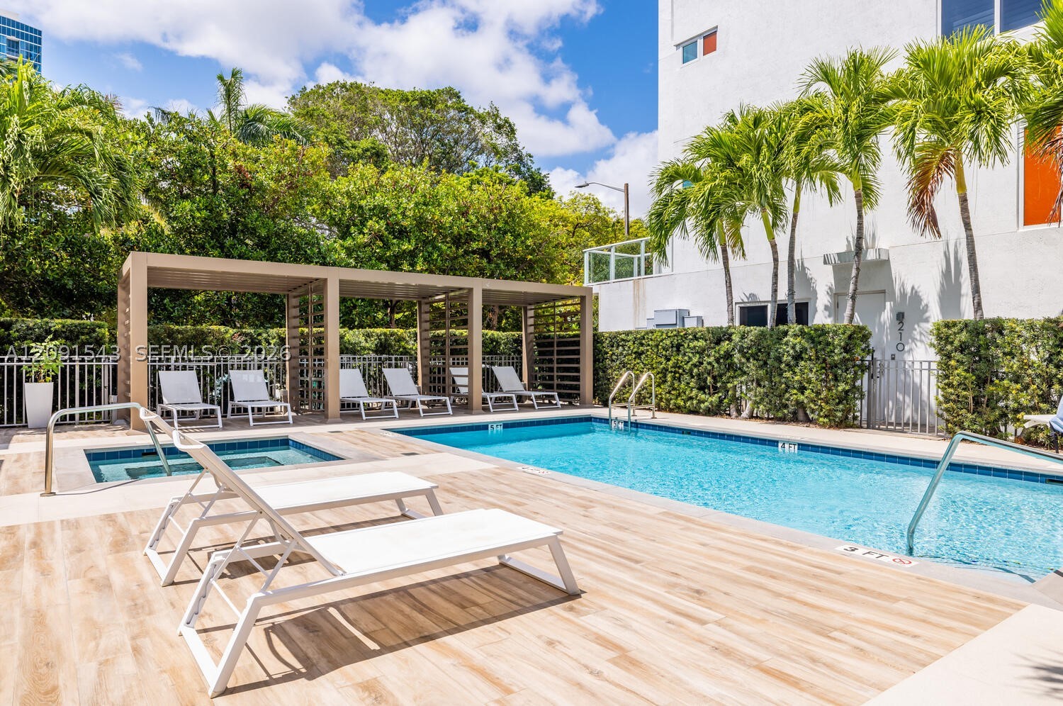 455 NE 39th St #103, Miami FL 33137