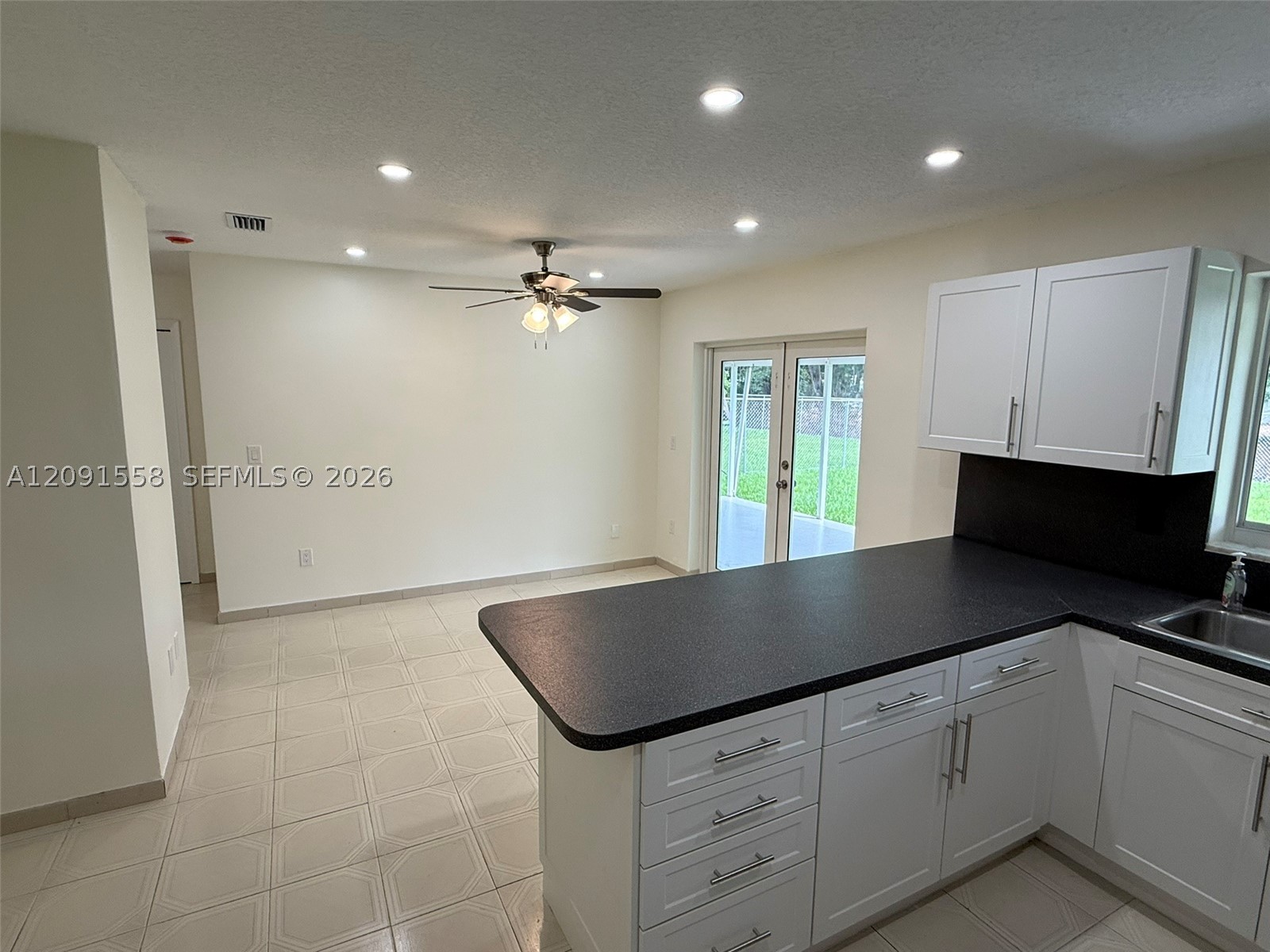 11450 SW 47th Ter #11450, Miami FL 33165