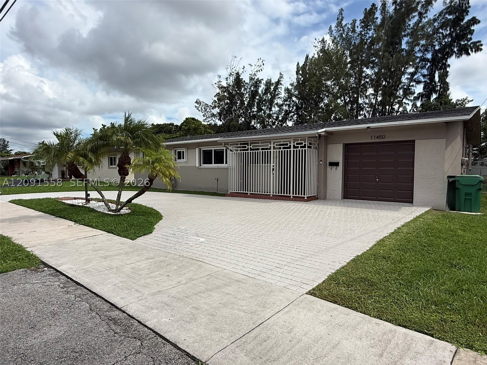 11450 SW 47th Ter #11450, Miami FL 33165