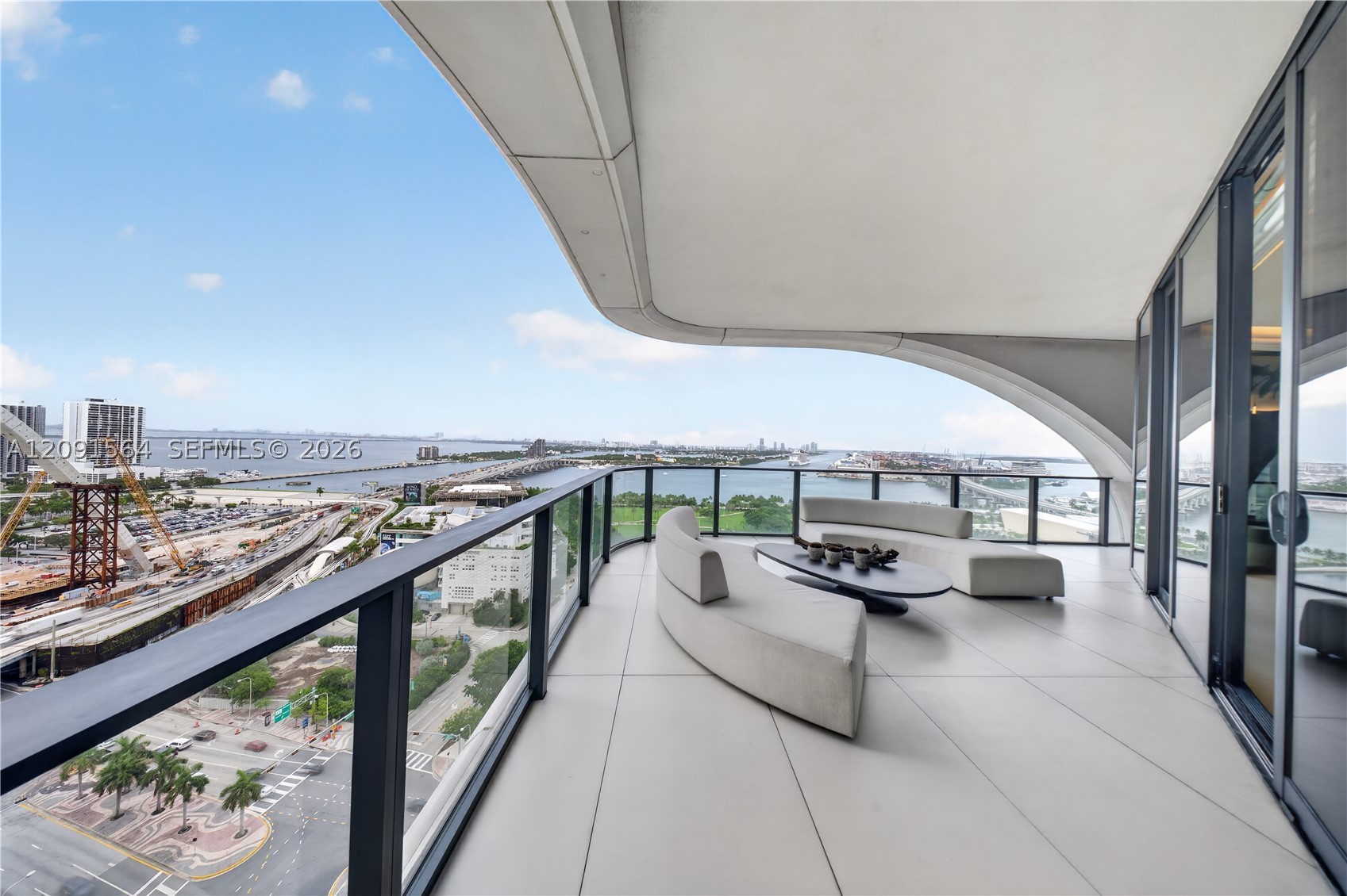 1000 NE Biscayne Blvd #2202, Miami FL 33132