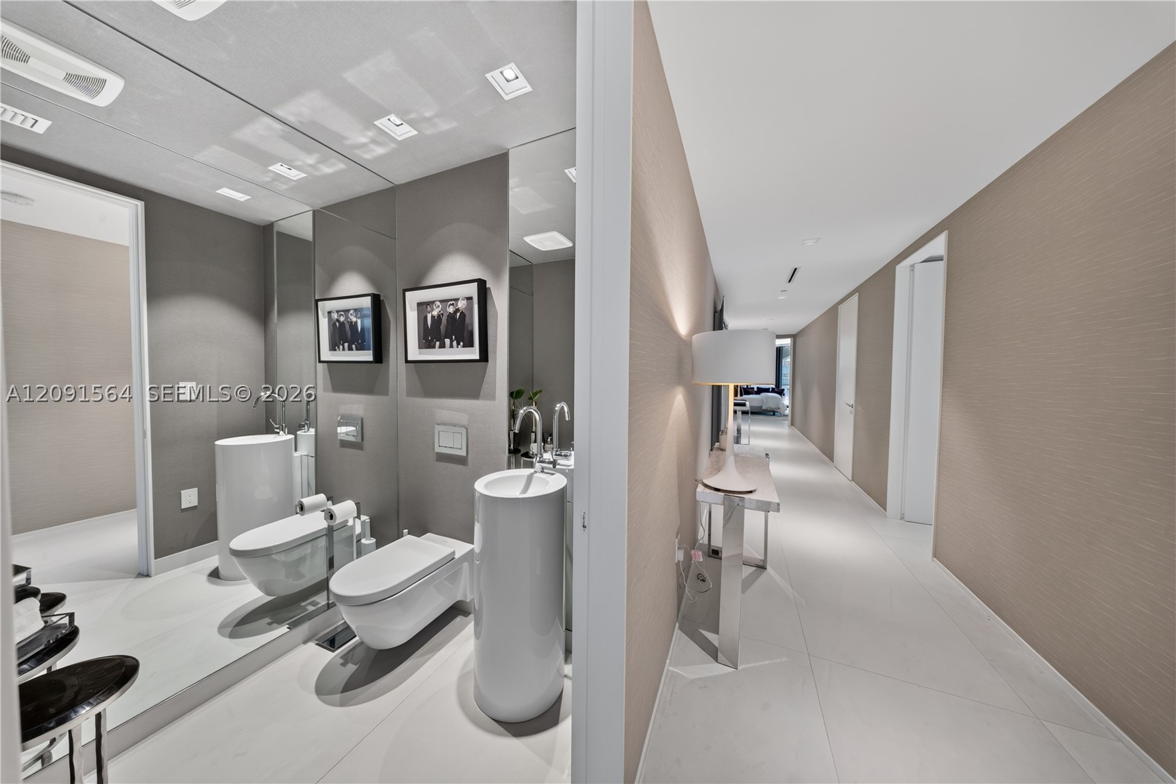1000 NE Biscayne Blvd #2202, Miami FL 33132