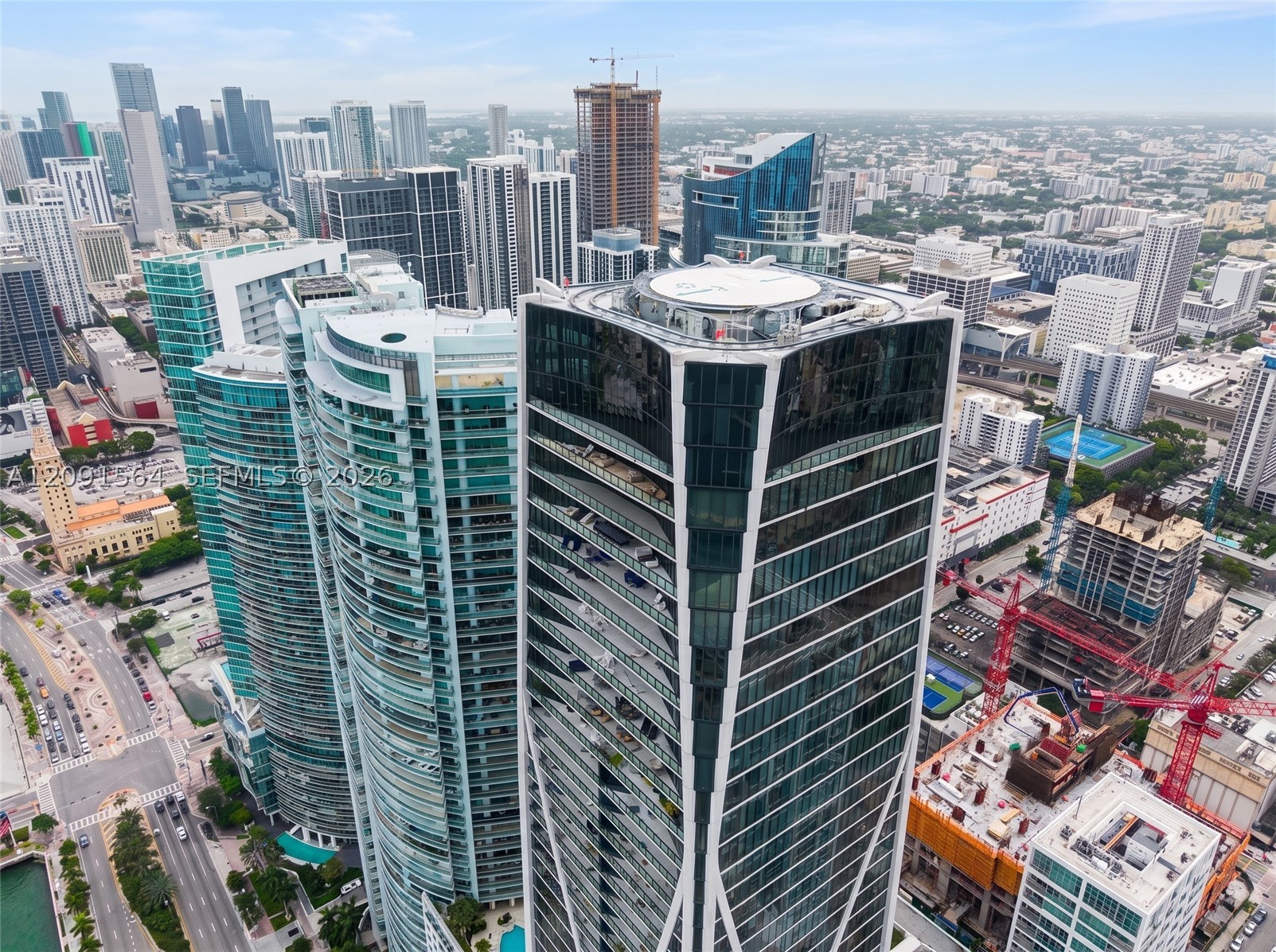 1000 NE Biscayne Blvd #2202, Miami FL 33132