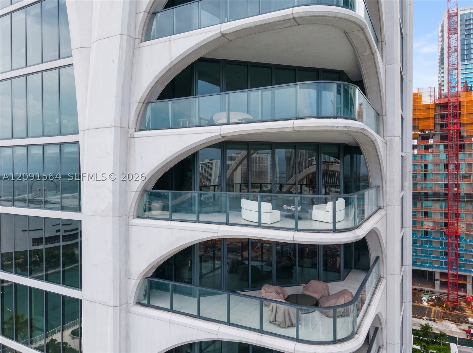 1000 NE Biscayne Blvd #2202, Miami FL 33132