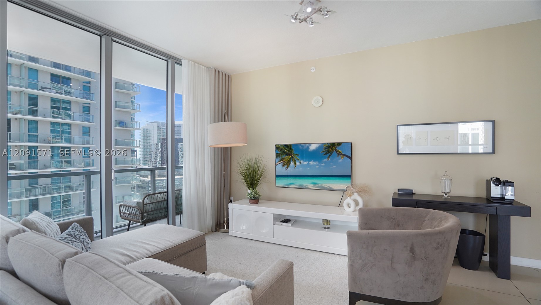 1111 SW 1st Ave #3220-N, Miami FL 33130