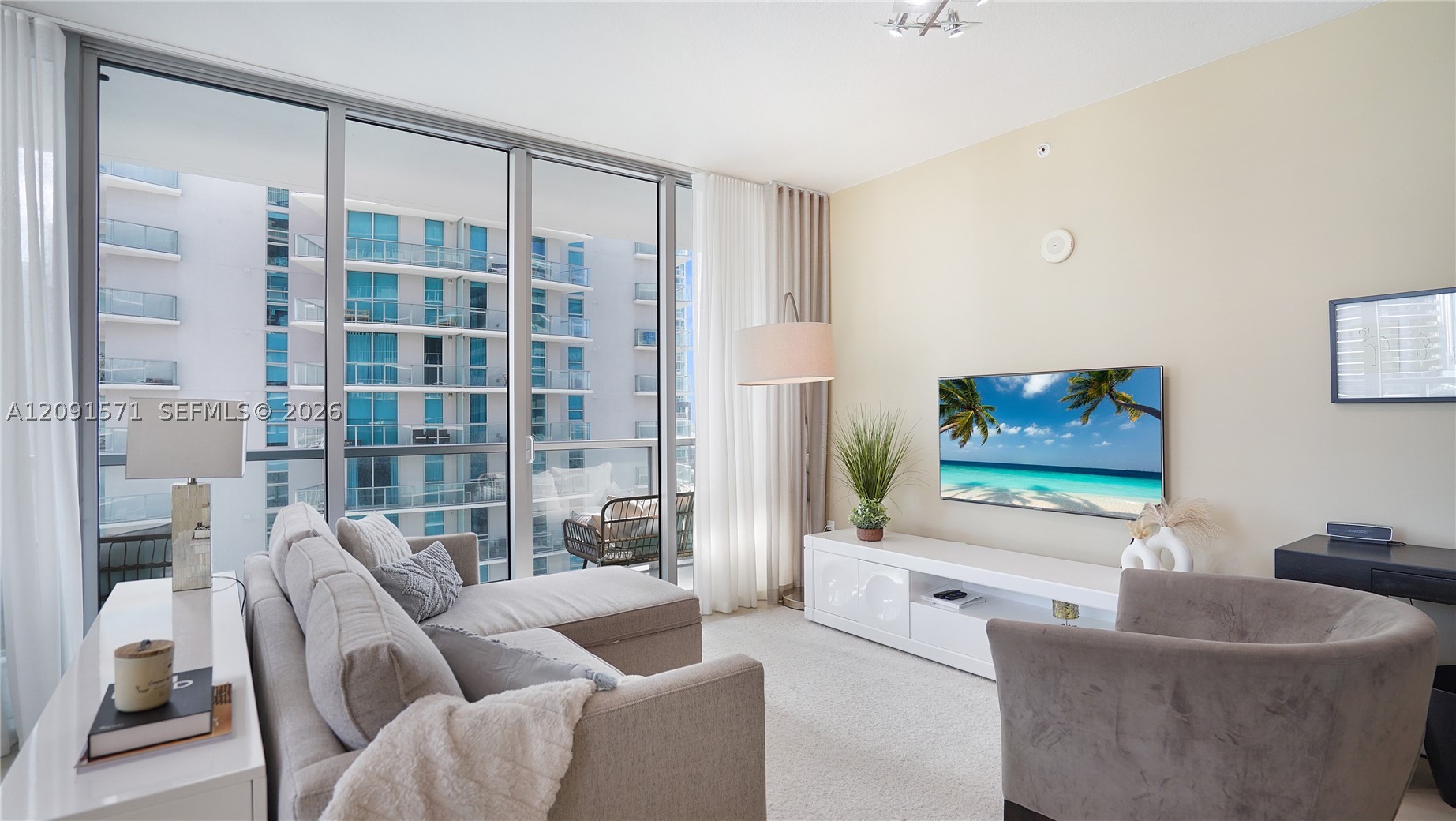 1111 SW 1st Ave #3220-N, Miami FL 33130
