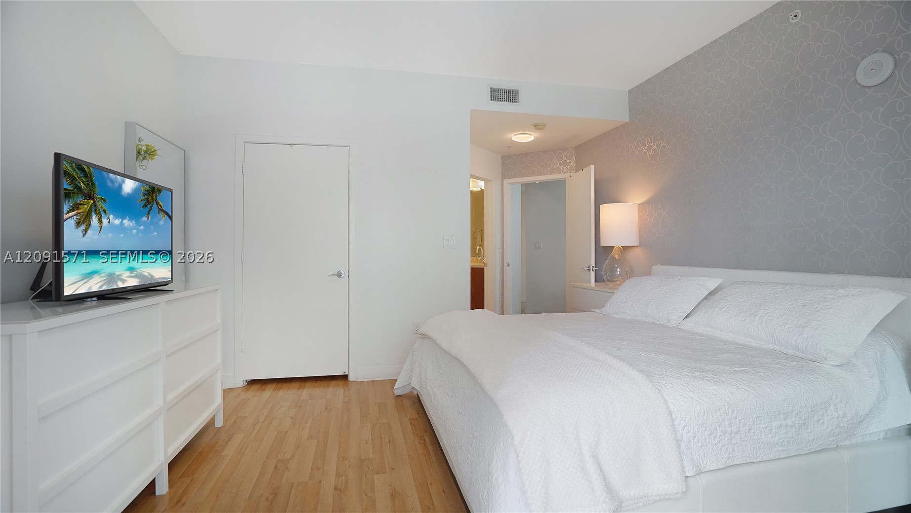 1111 SW 1st Ave #3220-N, Miami FL 33130