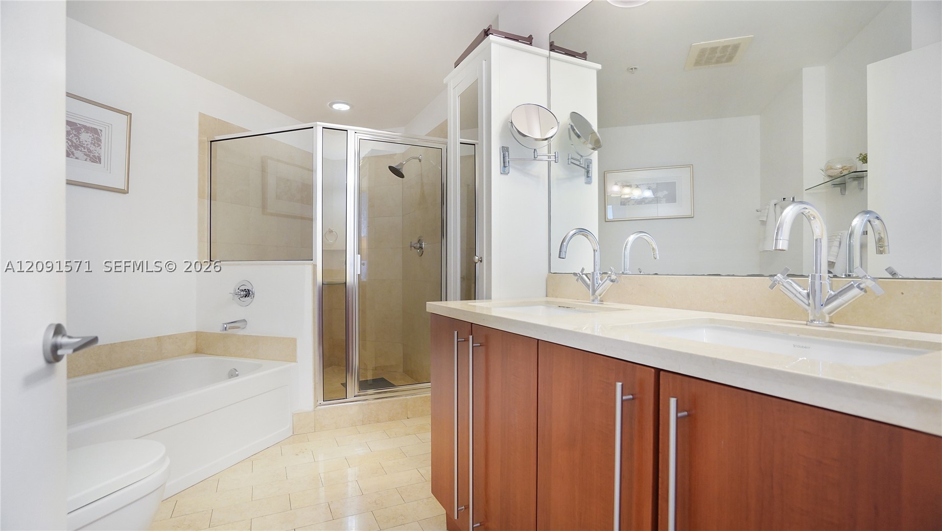 1111 SW 1st Ave #3220-N, Miami FL 33130