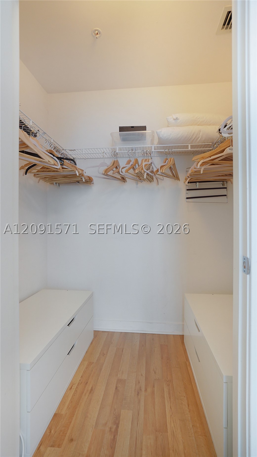 1111 SW 1st Ave #3220-N, Miami FL 33130