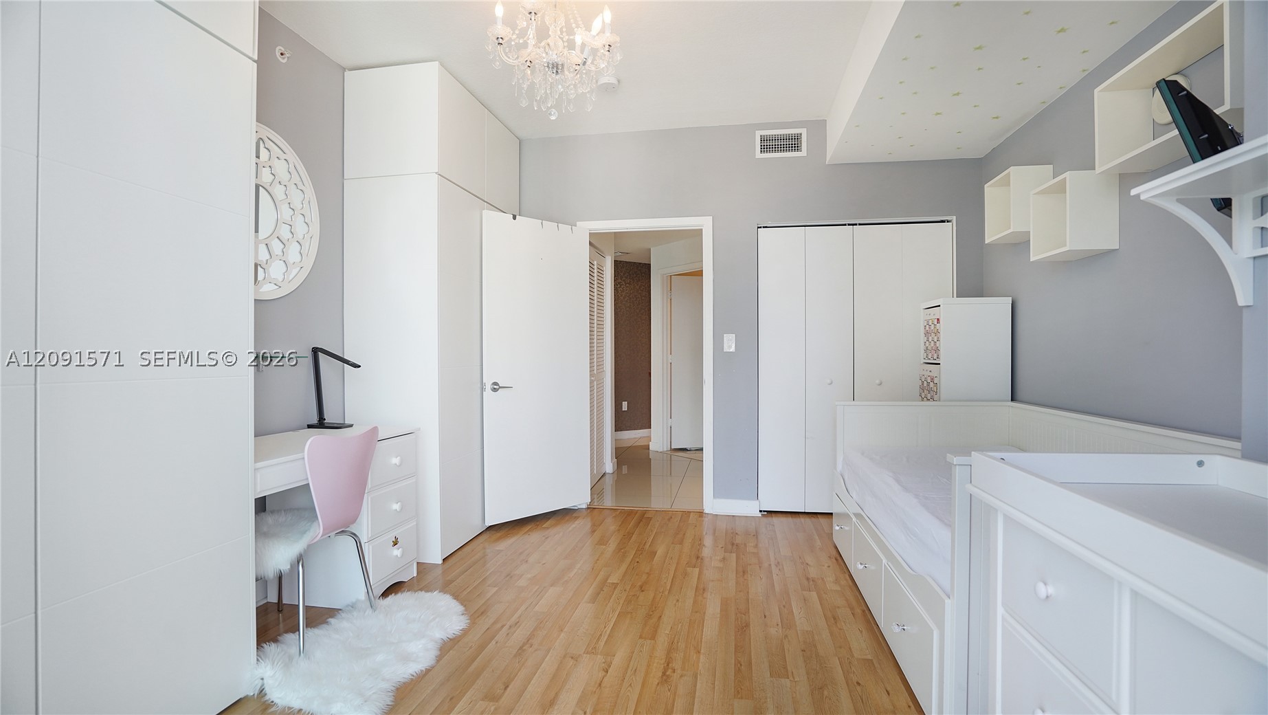 1111 SW 1st Ave #3220-N, Miami FL 33130