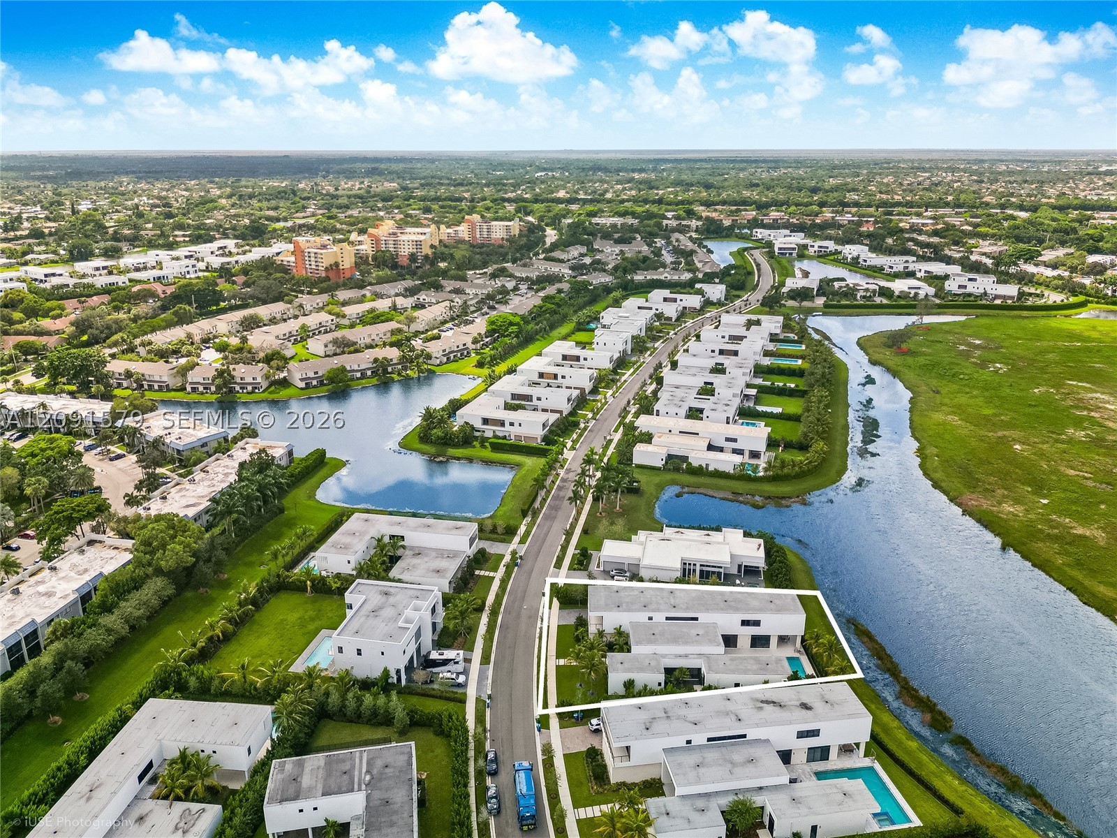 16629 BOTANIKO DR, Weston FL 33326