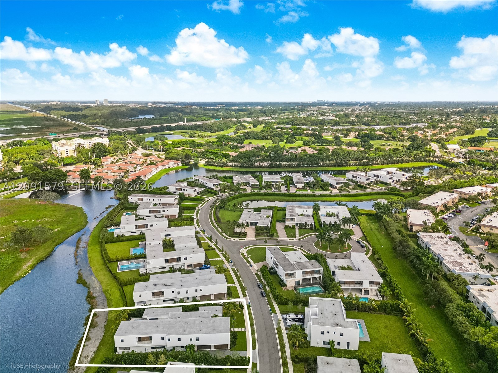 16629 BOTANIKO DR, Weston FL 33326
