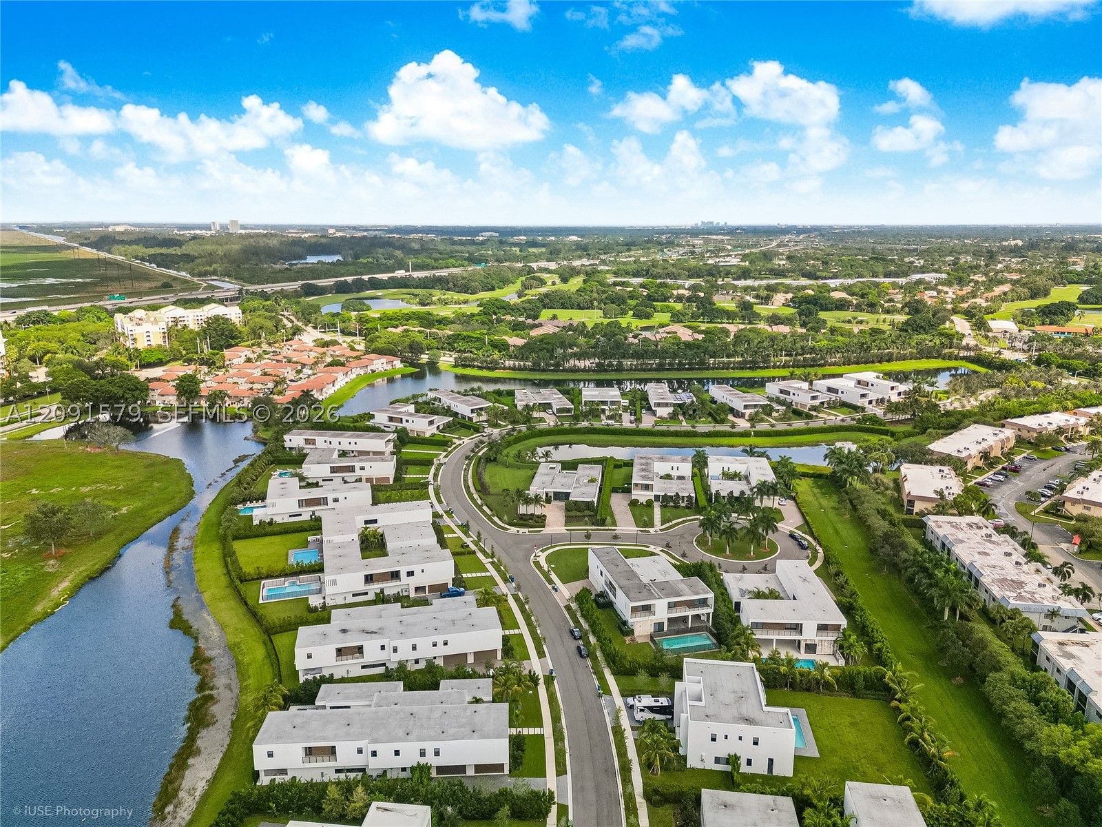 16629 BOTANIKO DR, Weston FL 33326