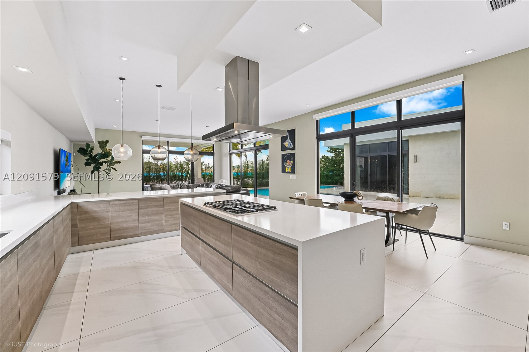 16629 BOTANIKO DR, Weston FL 33326