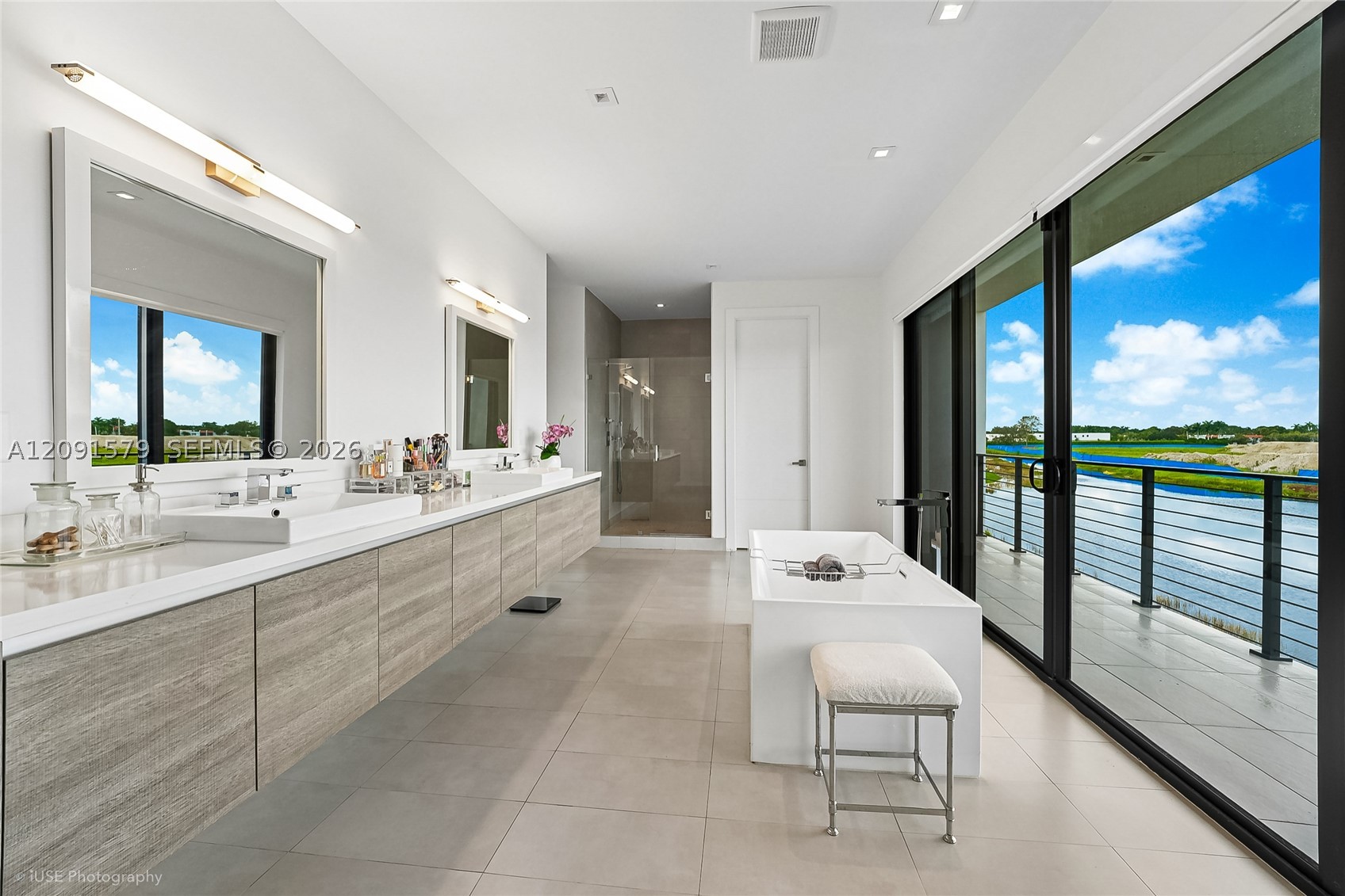 16629 BOTANIKO DR, Weston FL 33326