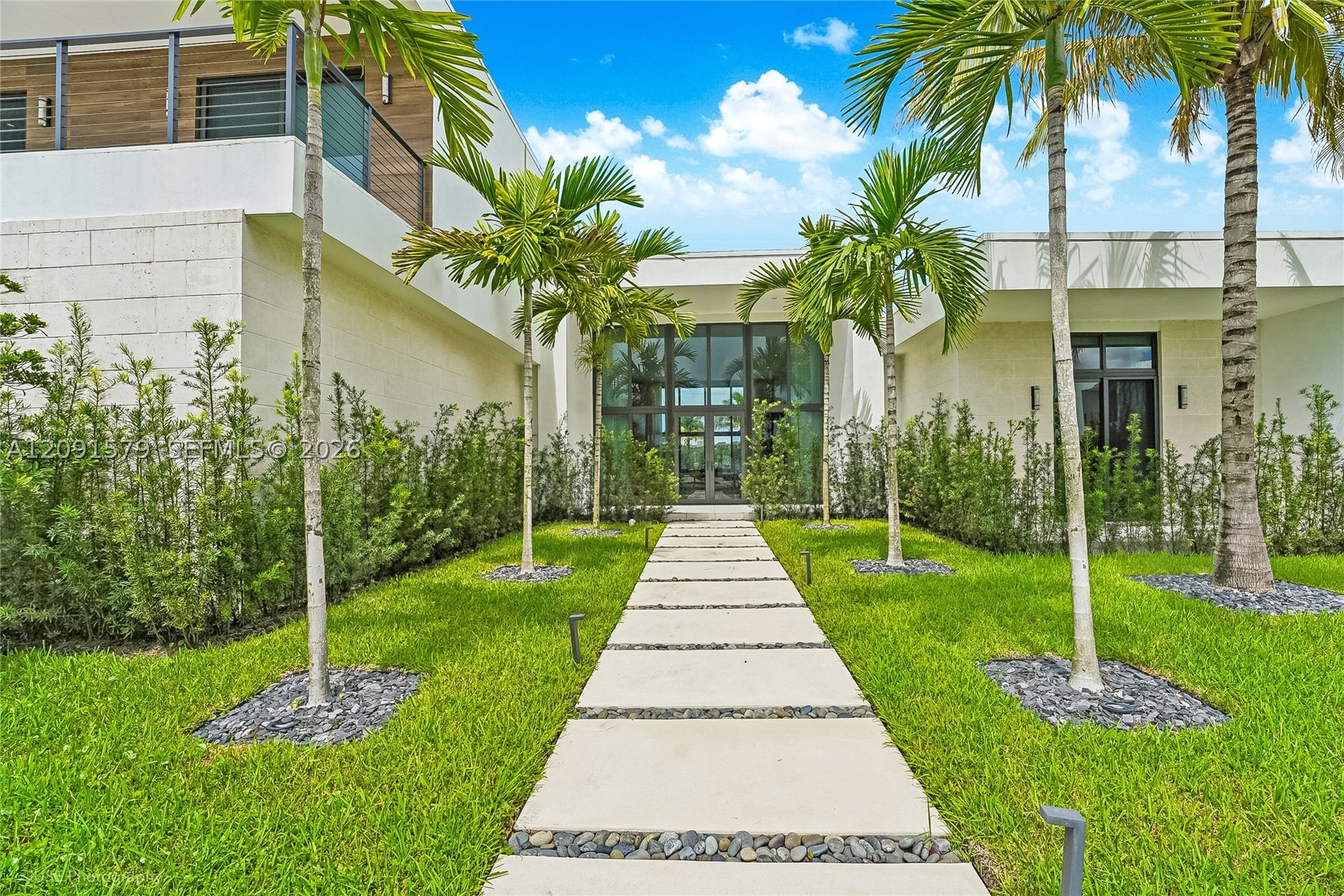 16629 BOTANIKO DR, Weston FL 33326