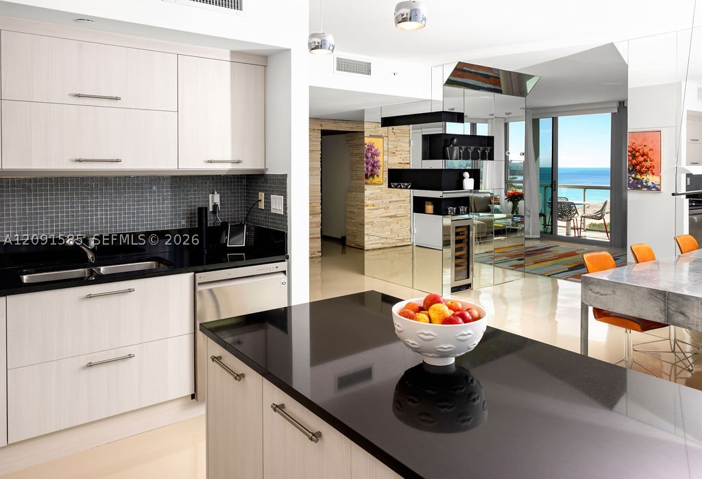 101 20th St #2802/2804, Miami Beach FL 33139