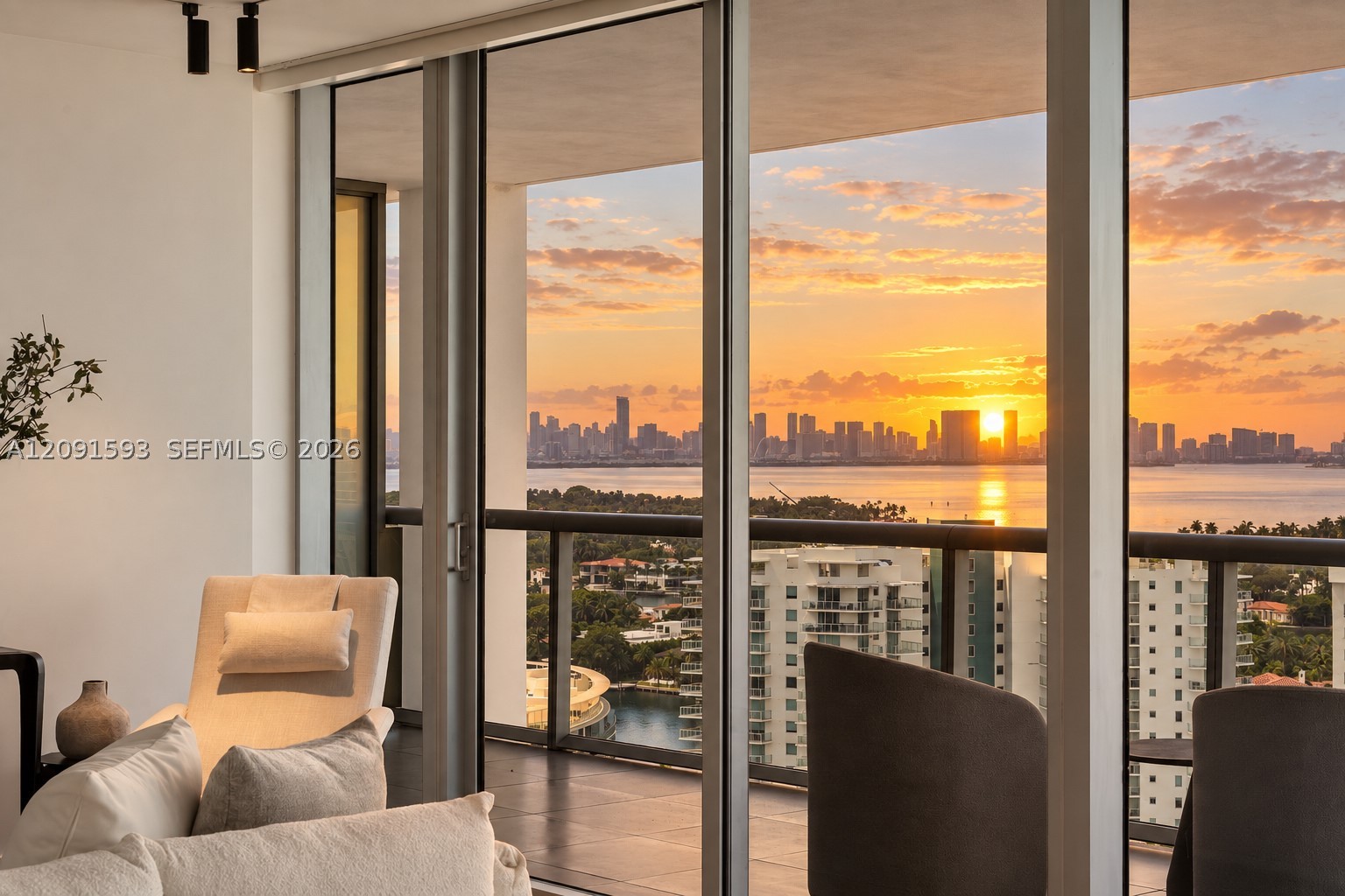 6799 Collins Ave #LPH02, Miami Beach FL 33141