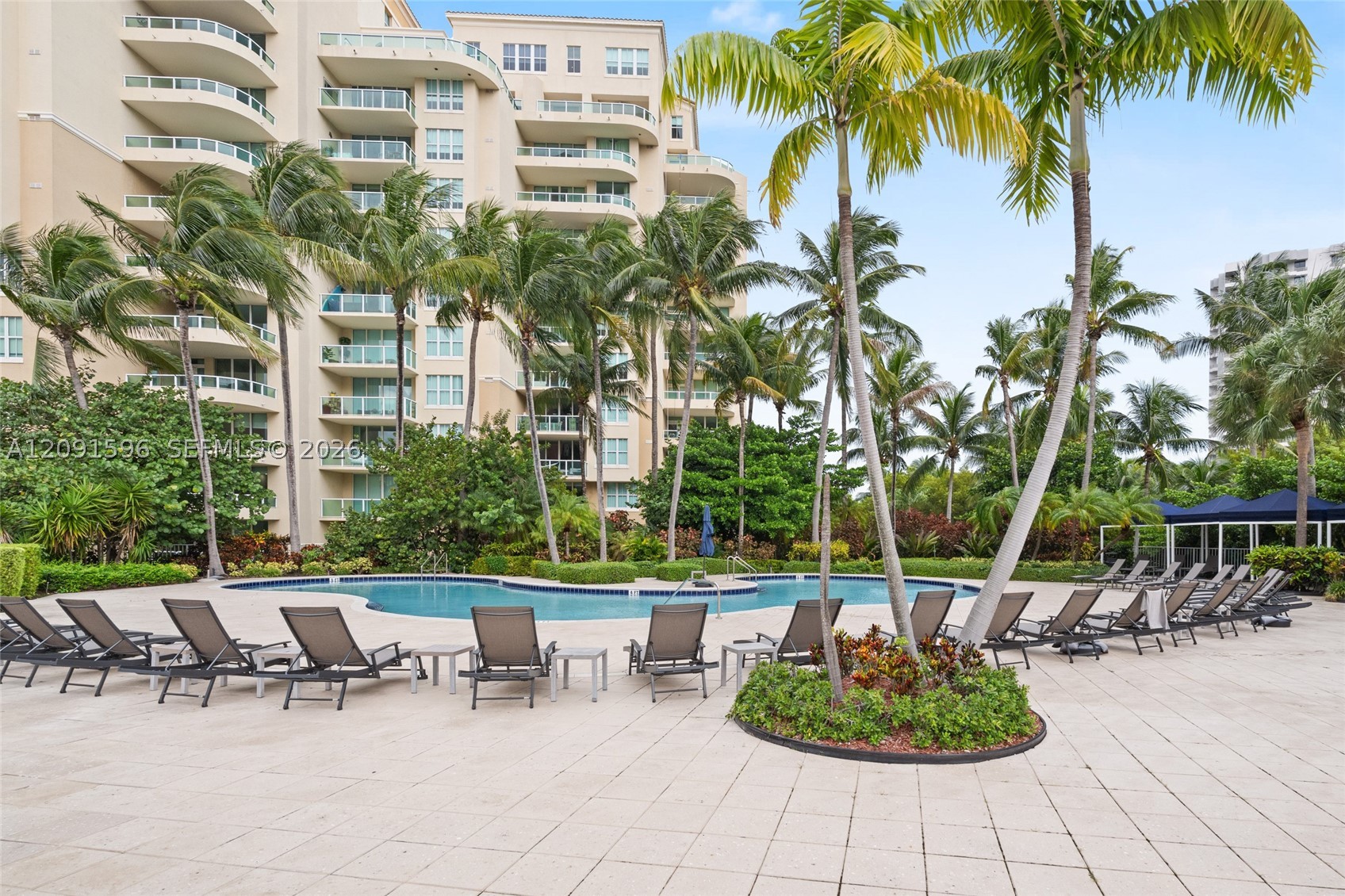 3340 NE 190th St #708, Aventura FL 33180