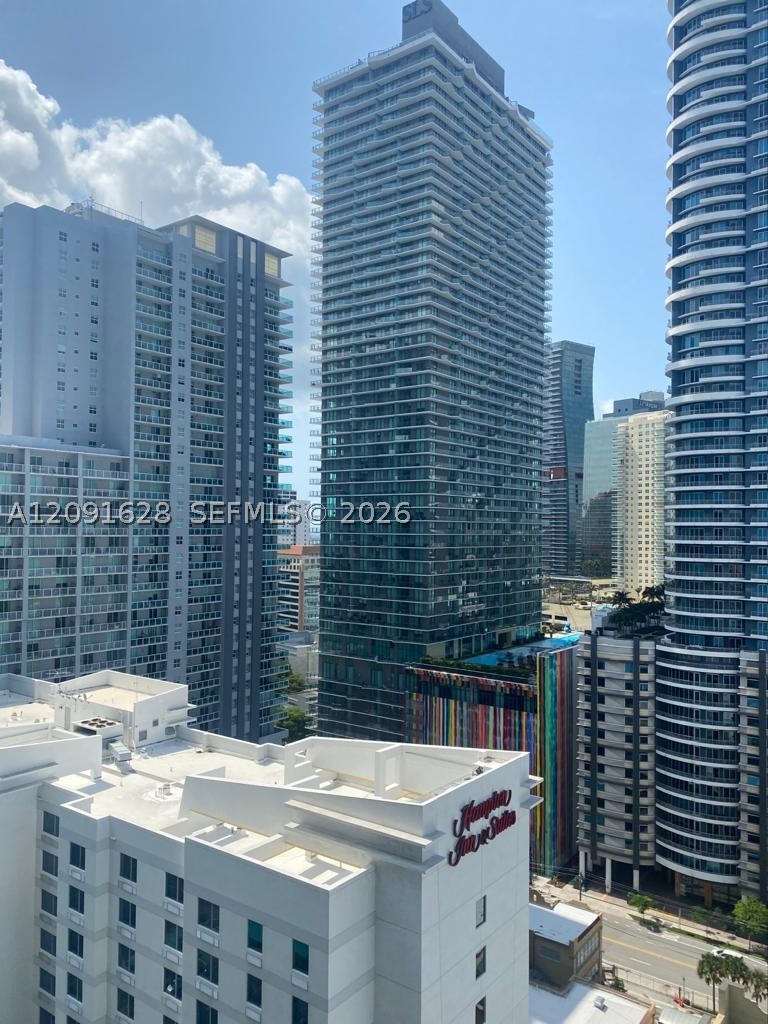 79 SW 12th St #2403-S, Miami FL 33130