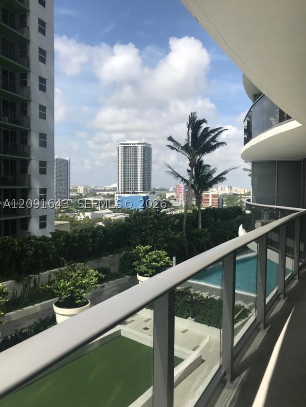 488 NE 18th St #1504, Miami FL 33132