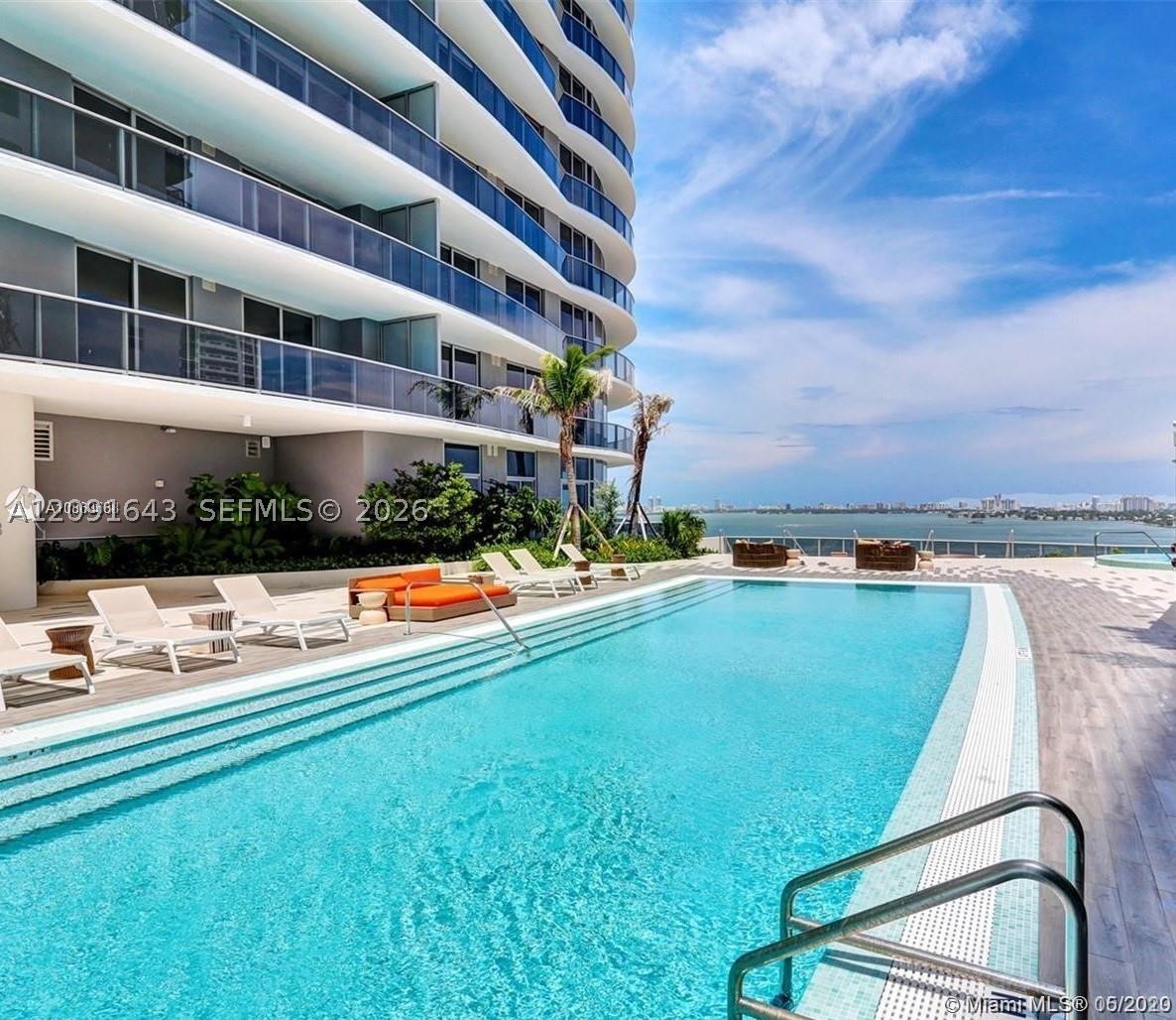 488 NE 18th St #1504, Miami FL 33132
