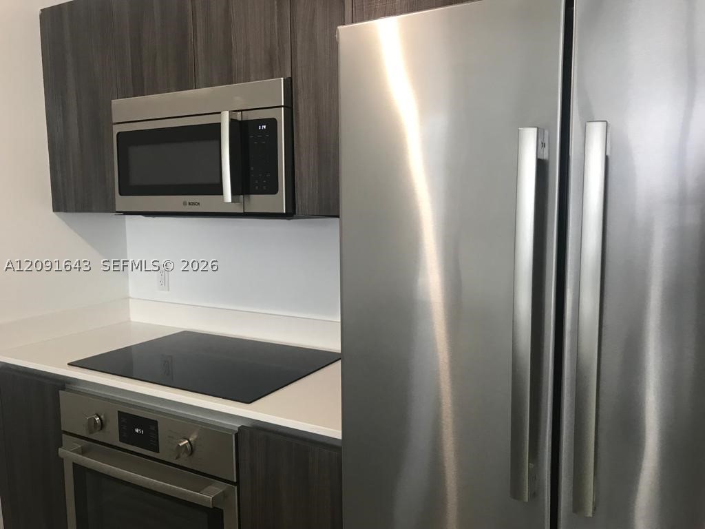 488 NE 18th St #1504, Miami FL 33132