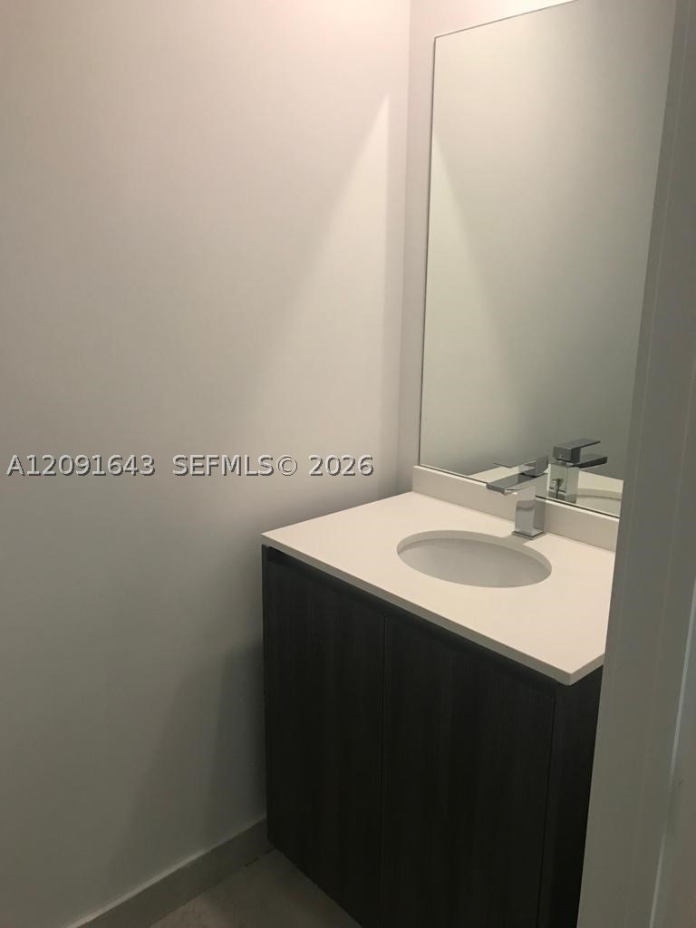 488 NE 18th St #1504, Miami FL 33132