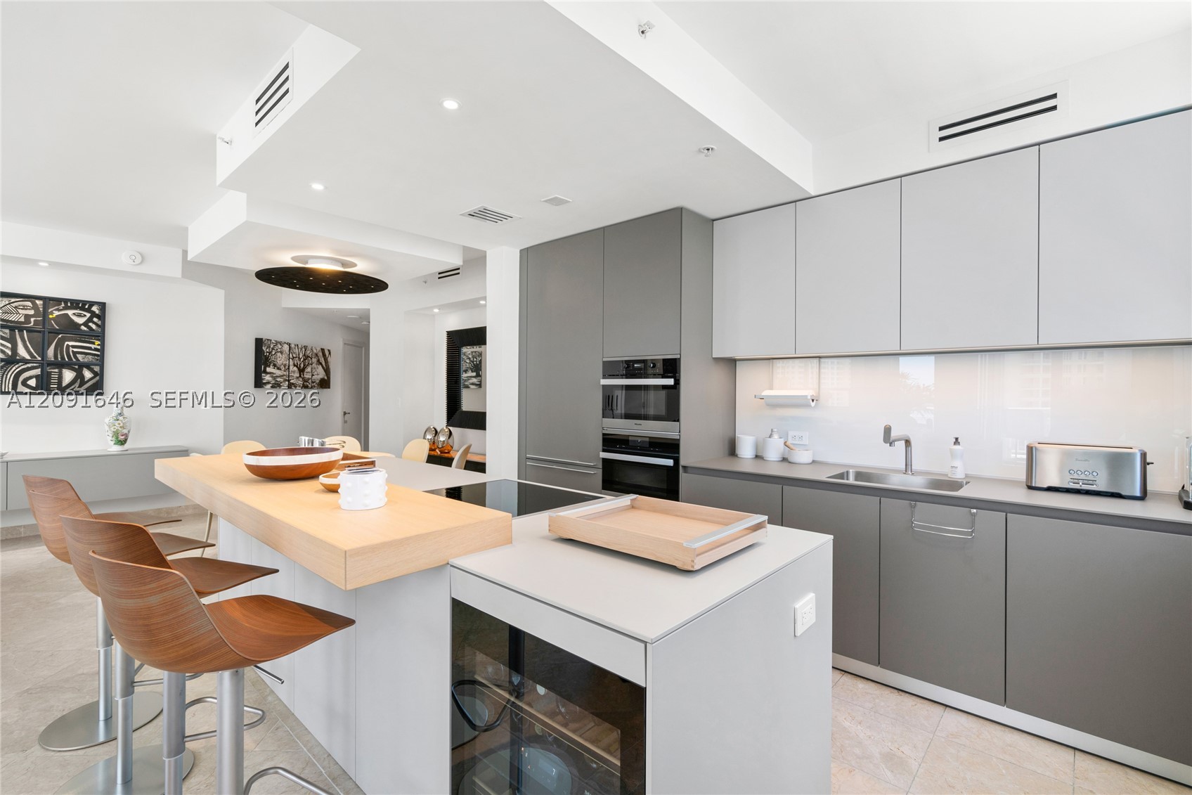 801 Brickell Key Blvd #1512, Miami FL 33131
