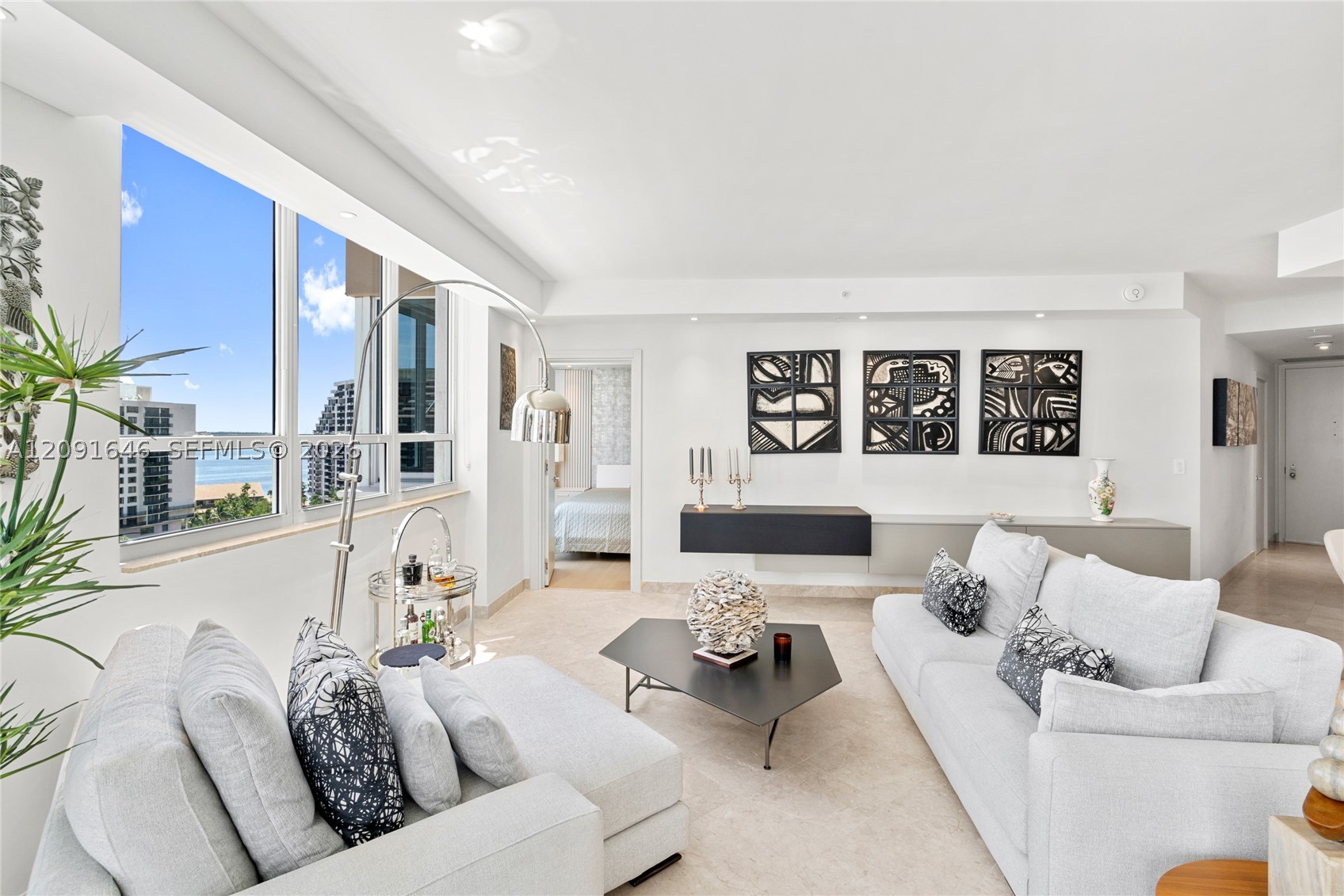 801 Brickell Key Blvd #1512, Miami FL 33131