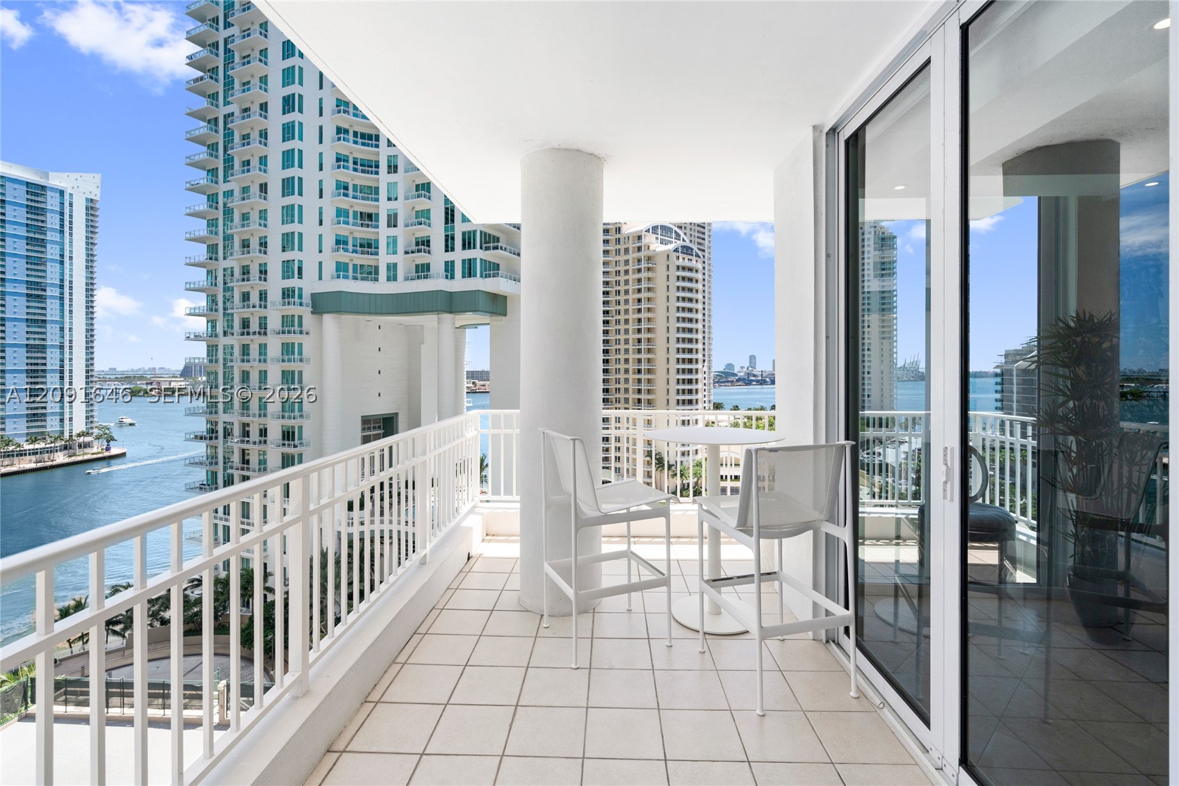 801 Brickell Key Blvd #1512, Miami FL 33131