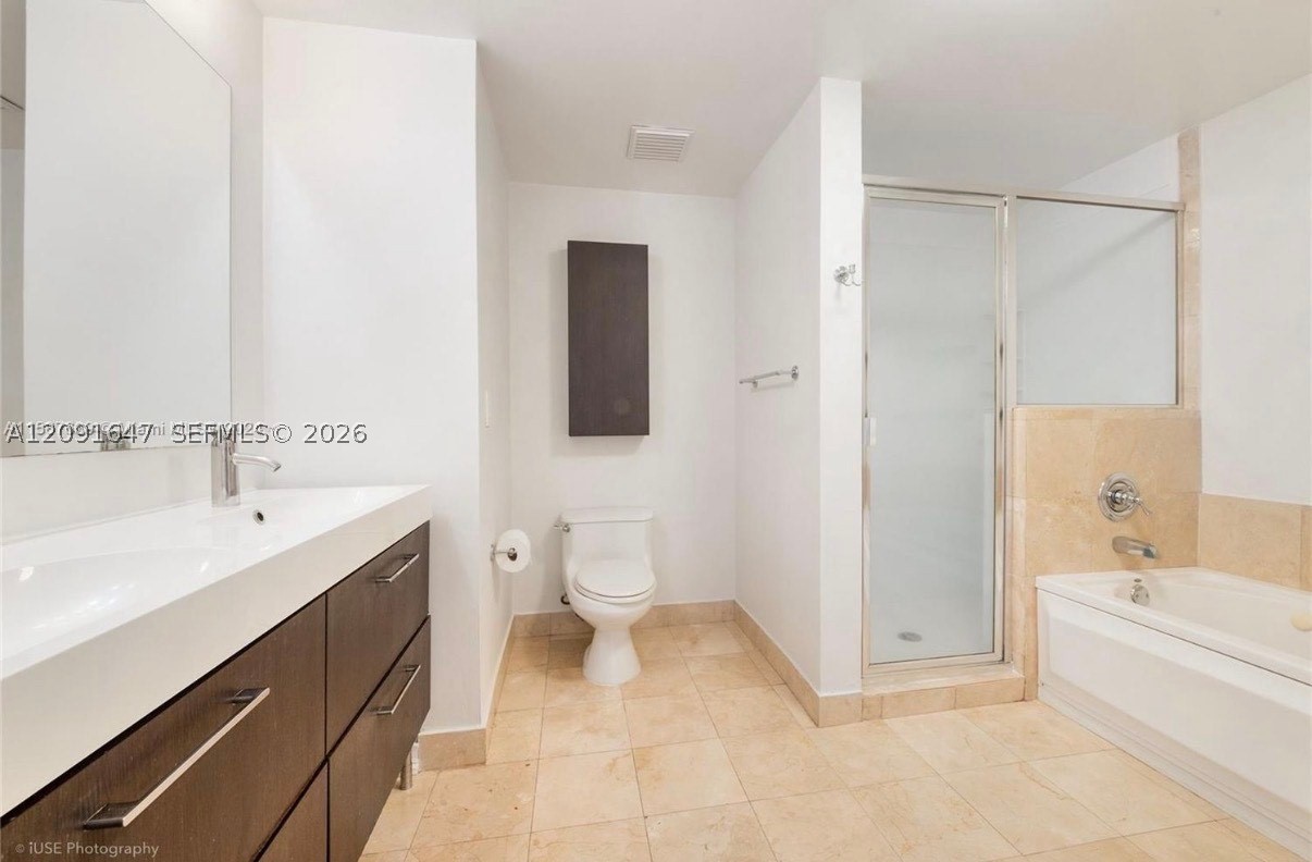 357 Almeria Ave #606, Coral Gables FL 33134