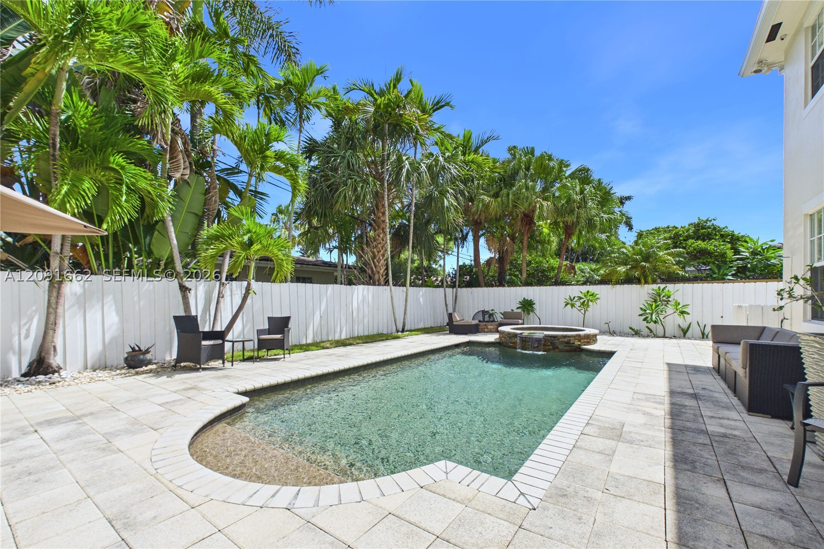 2801 NE 21st Ct, Fort Lauderdale FL 33305