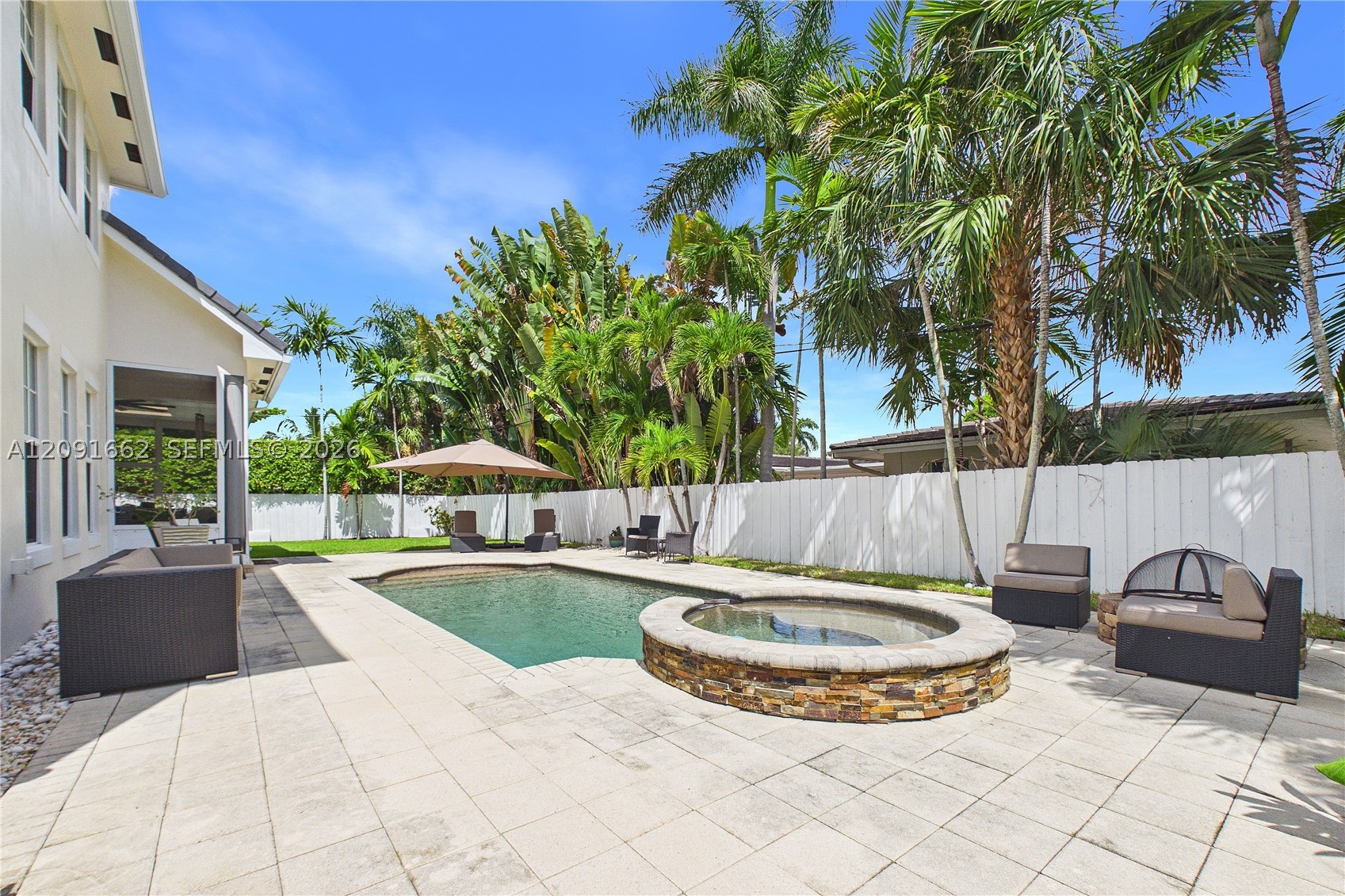 2801 NE 21st Ct, Fort Lauderdale FL 33305