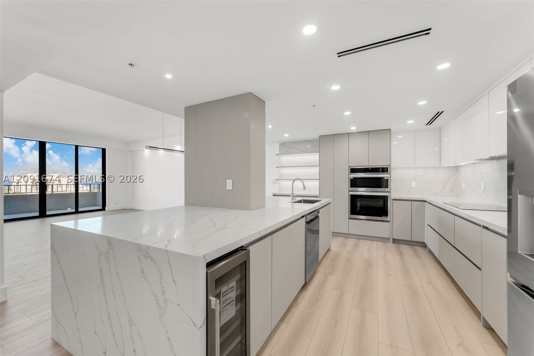 251 Crandon Blvd #904, Key Biscayne FL 33149