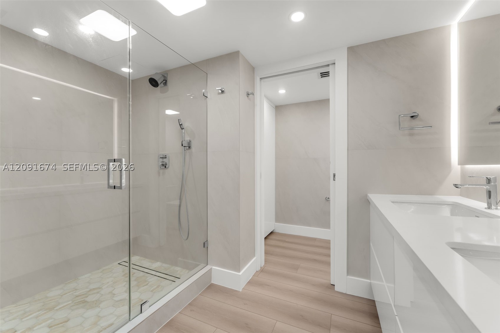 251 Crandon Blvd #904, Key Biscayne FL 33149