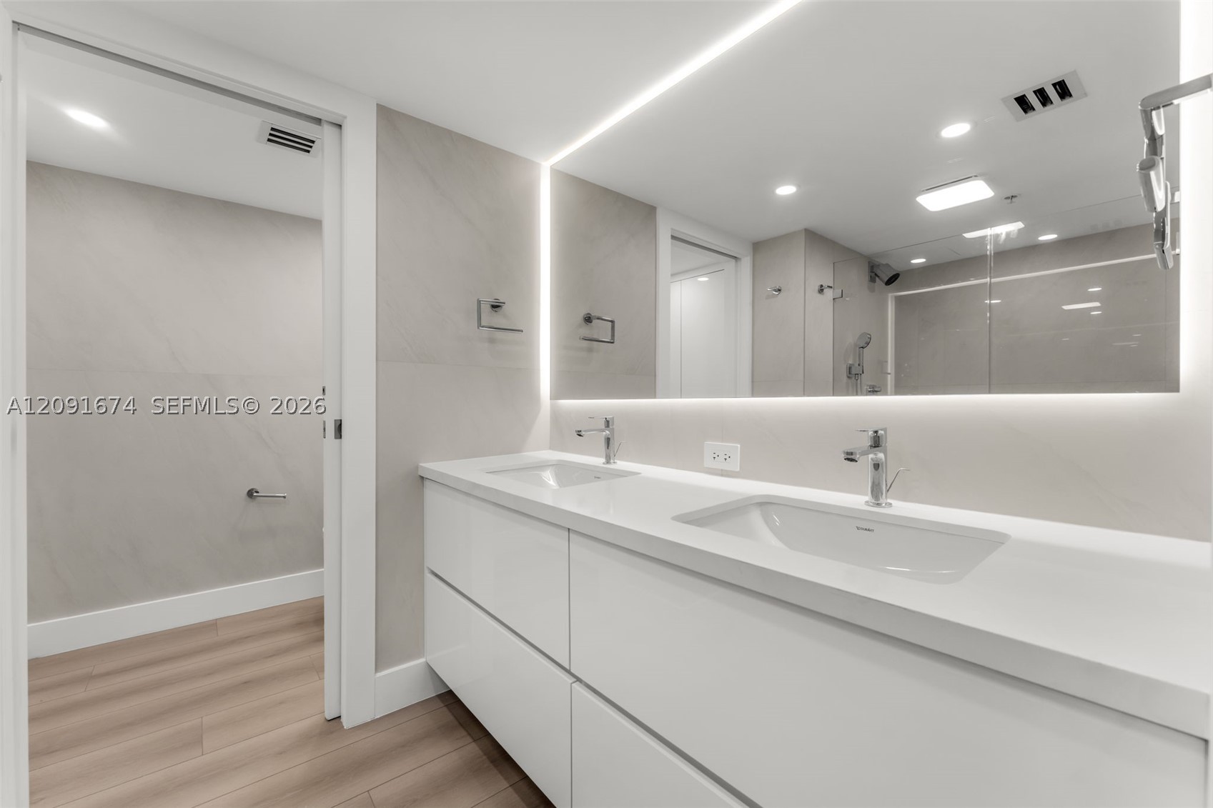 251 Crandon Blvd #904, Key Biscayne FL 33149