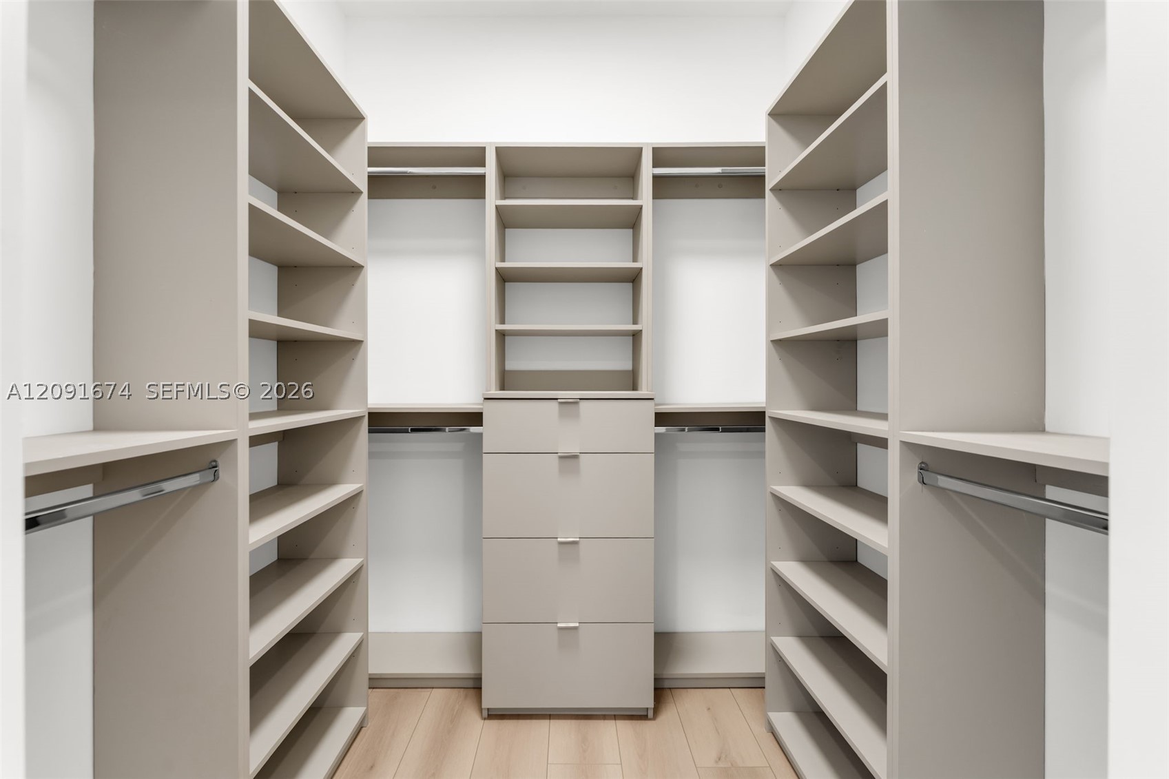 251 Crandon Blvd #904, Key Biscayne FL 33149