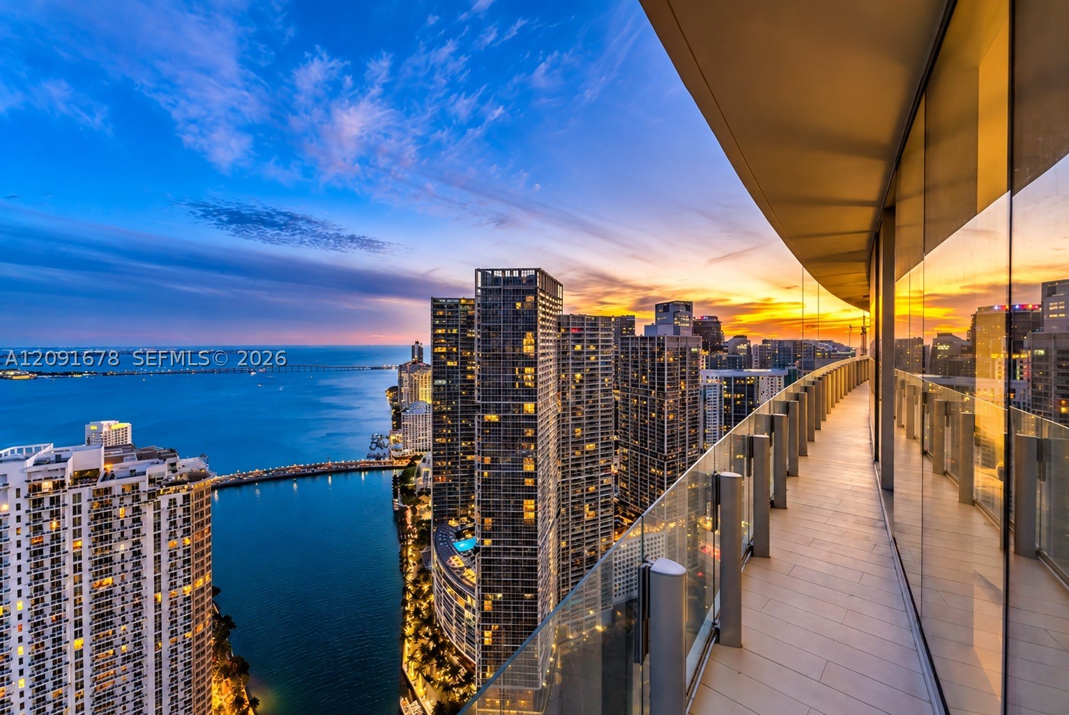 300 Biscayne Blvd Way #4701E, Miami FL 33131