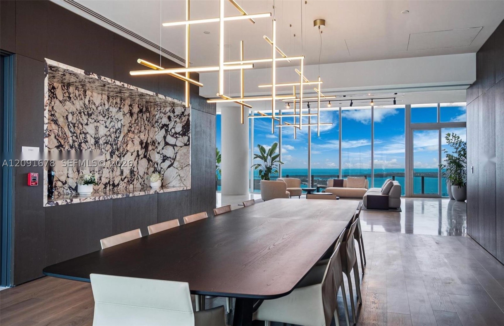 300 Biscayne Blvd Way #4701E, Miami FL 33131