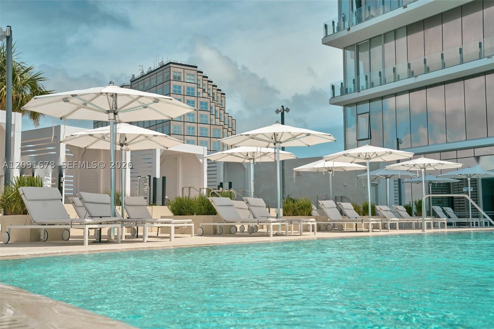 300 Biscayne Blvd Way #4701E, Miami FL 33131