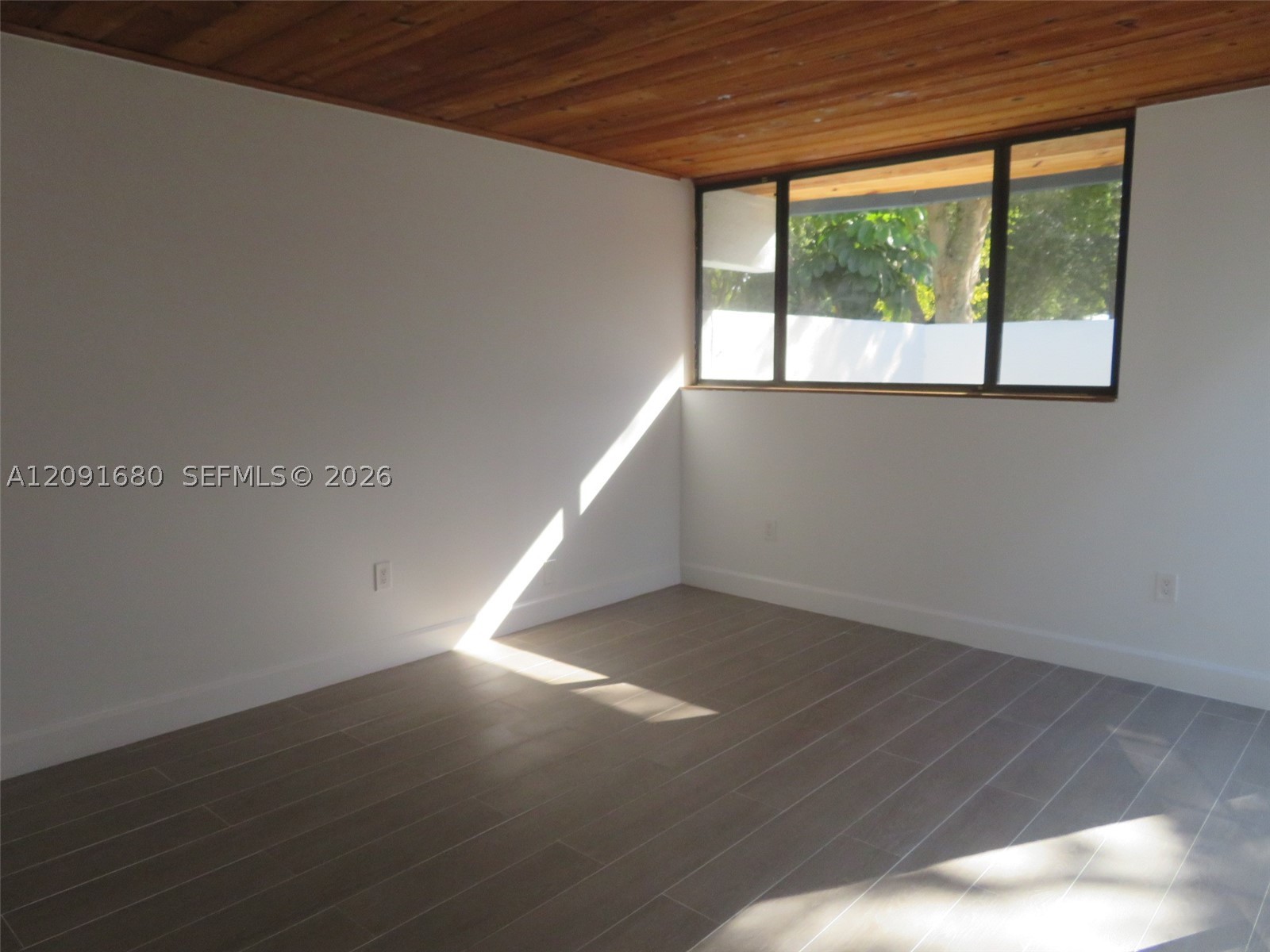 6401 Turkey Run Ter, Miami Lakes FL 33014