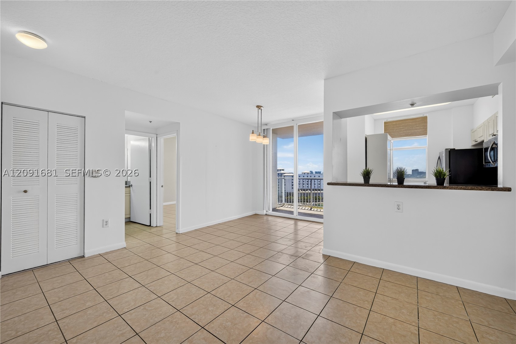 1 Glen Royal Pkwy #903, Miami FL 33125