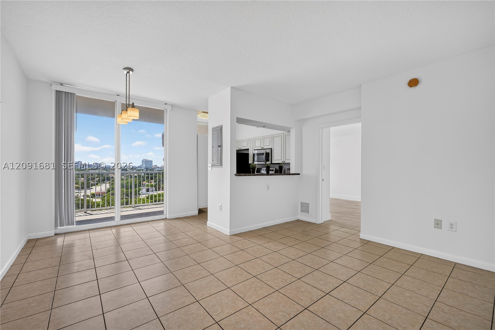 1 Glen Royal Pkwy #903, Miami FL 33125