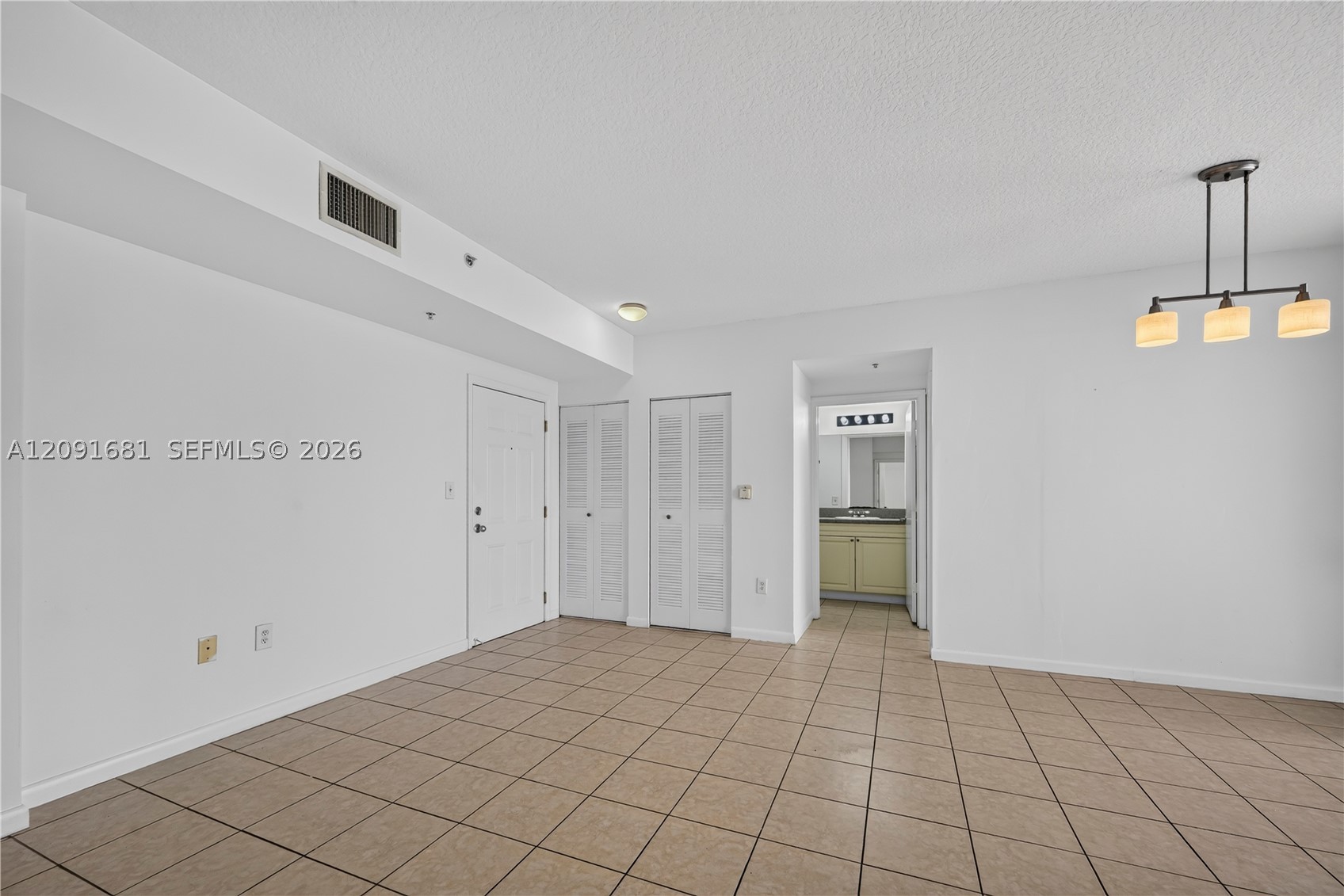 1 Glen Royal Pkwy #903, Miami FL 33125