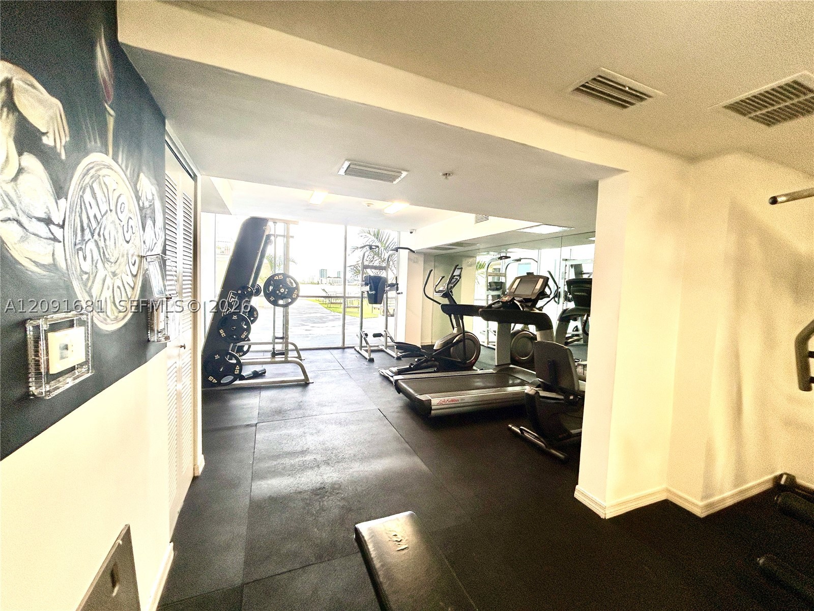 1 Glen Royal Pkwy #903, Miami FL 33125
