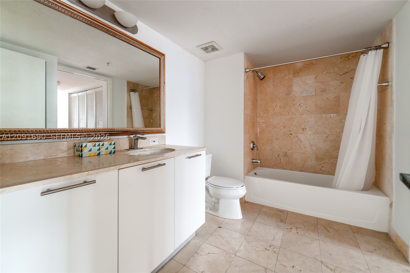1800 N Bayshore Dr #2103, Miami FL 33132