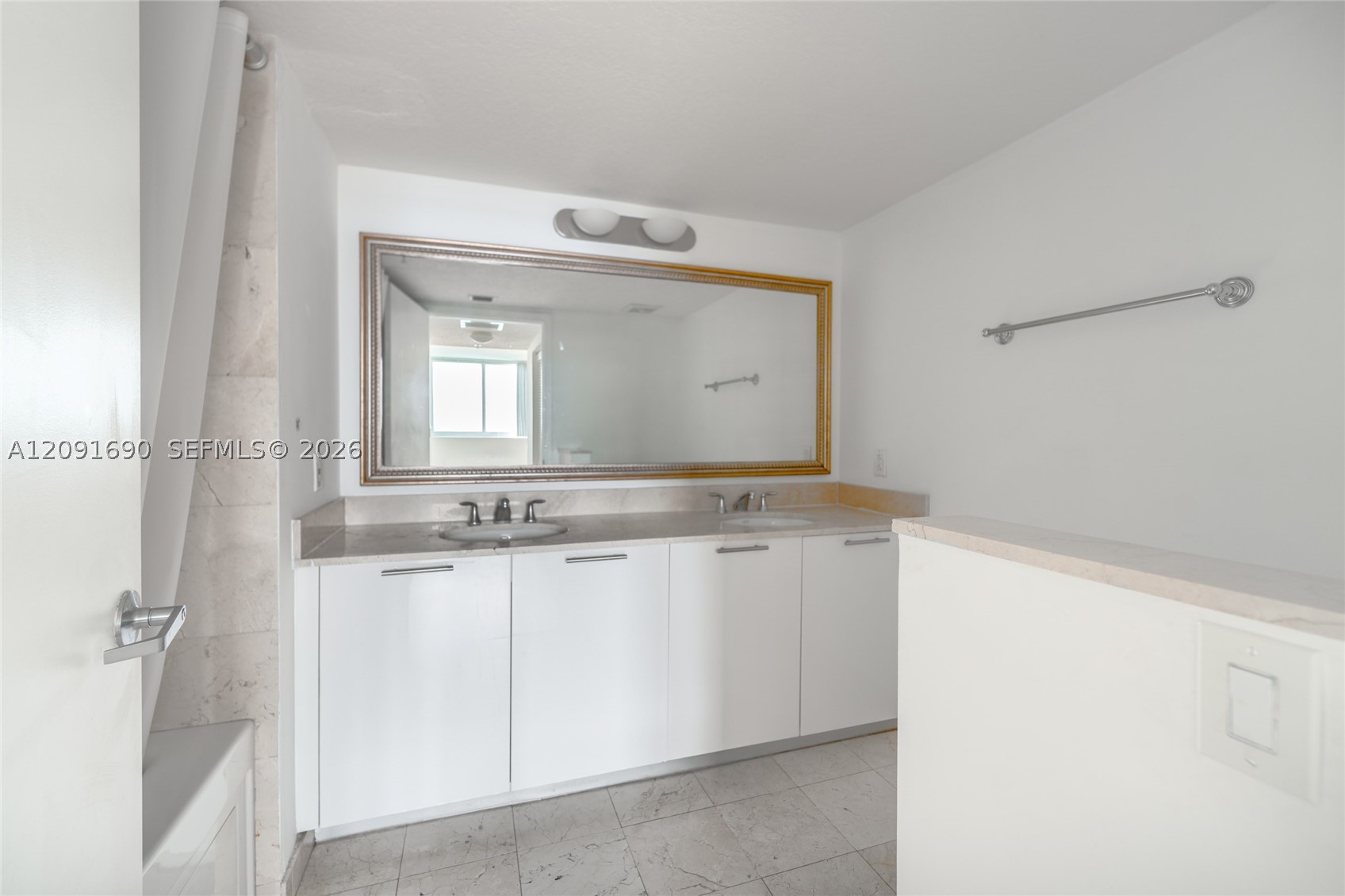 1800 N Bayshore Dr #2103, Miami FL 33132